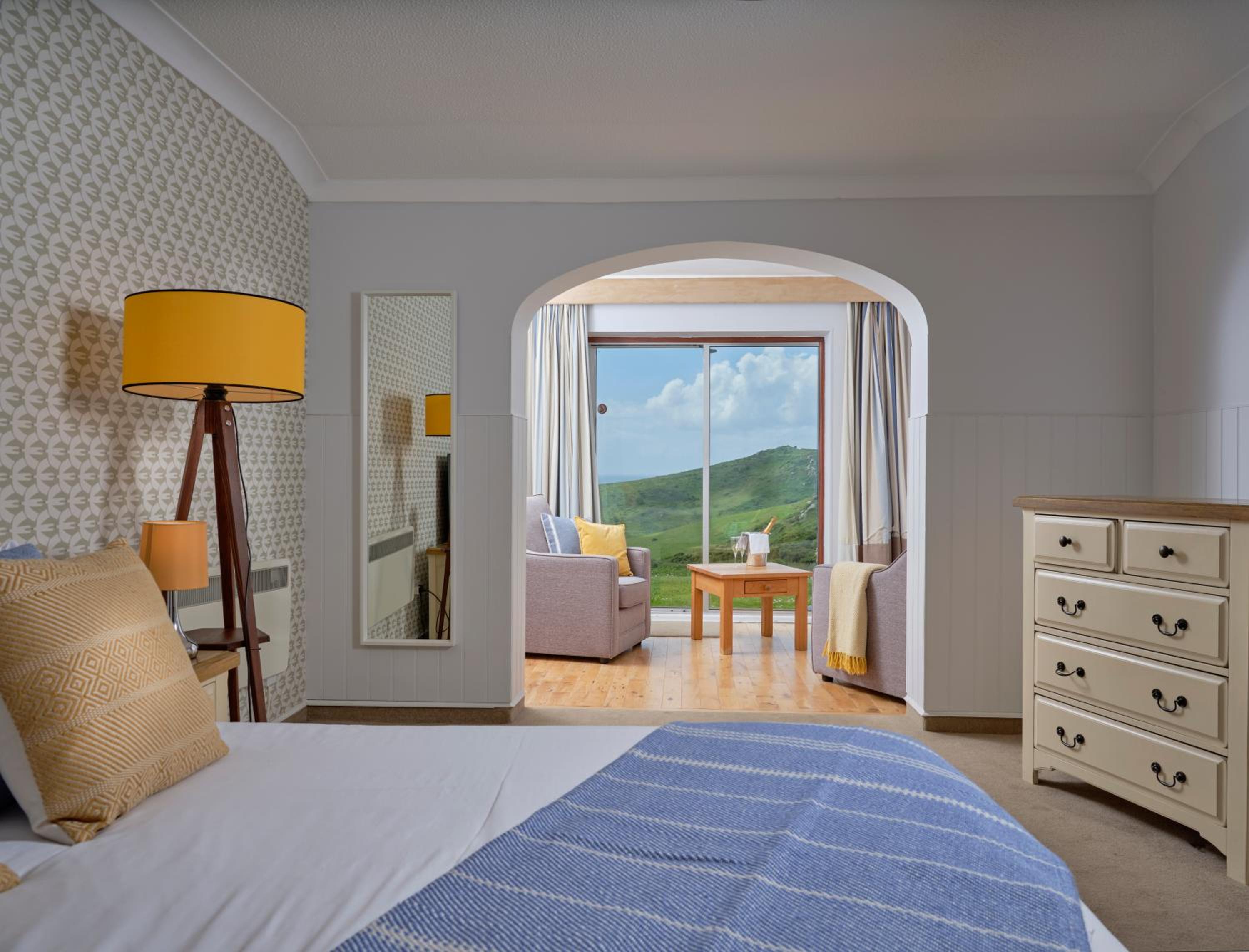 Deluxe Double Room with Sea View - Photo 1