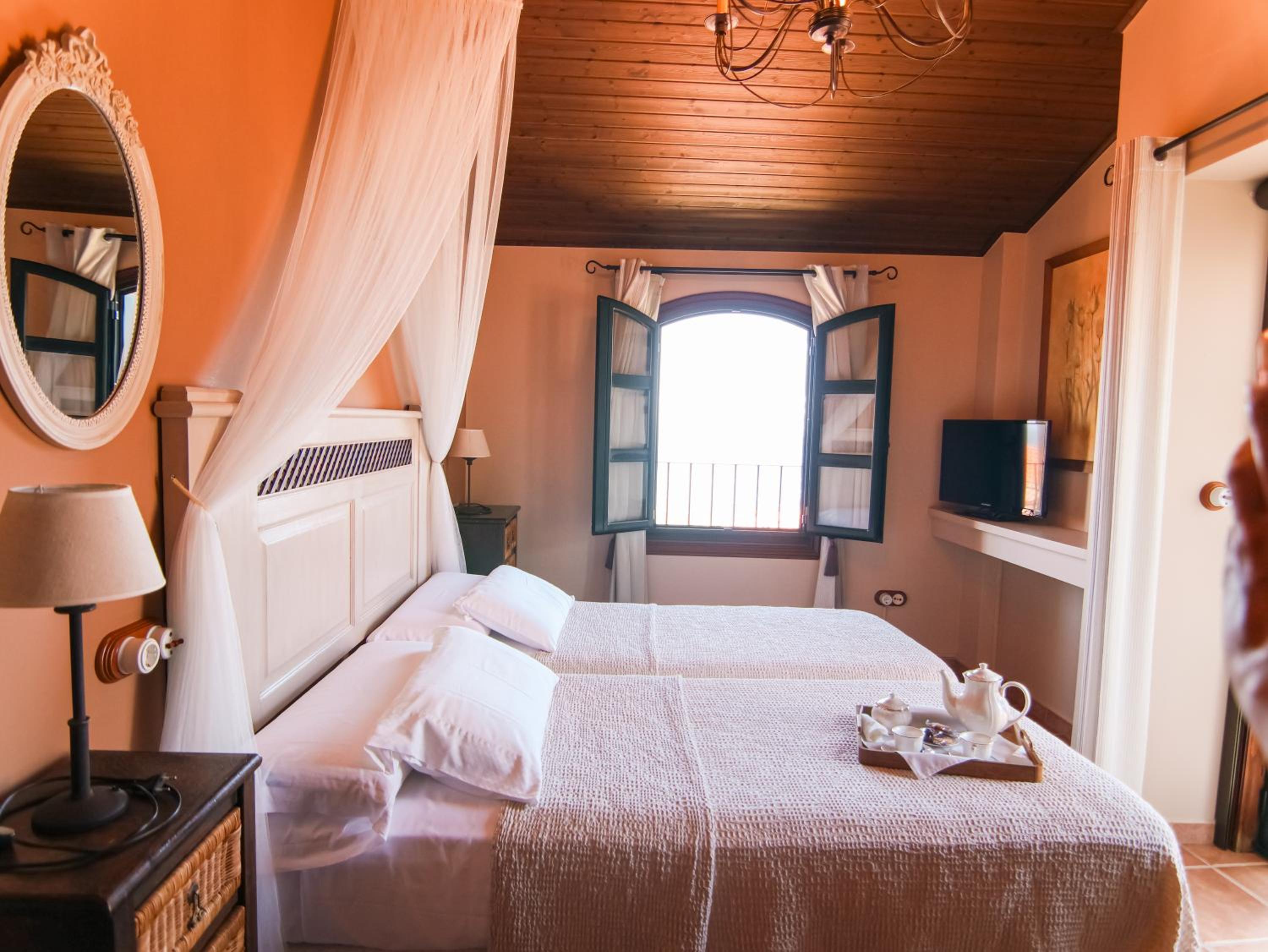 Superior Double or Twin Room with Sea View photo 2