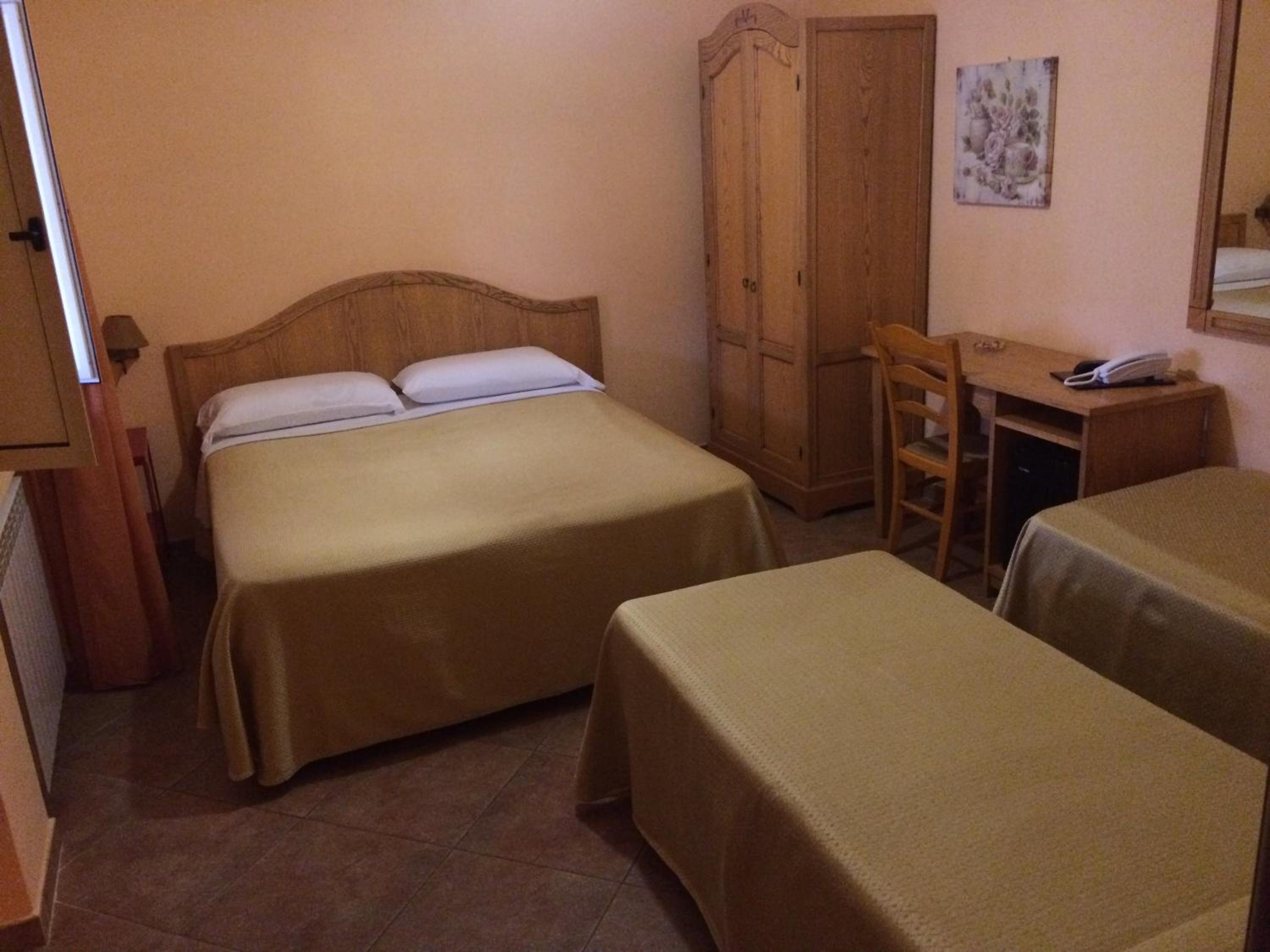 Triple Room photo 3