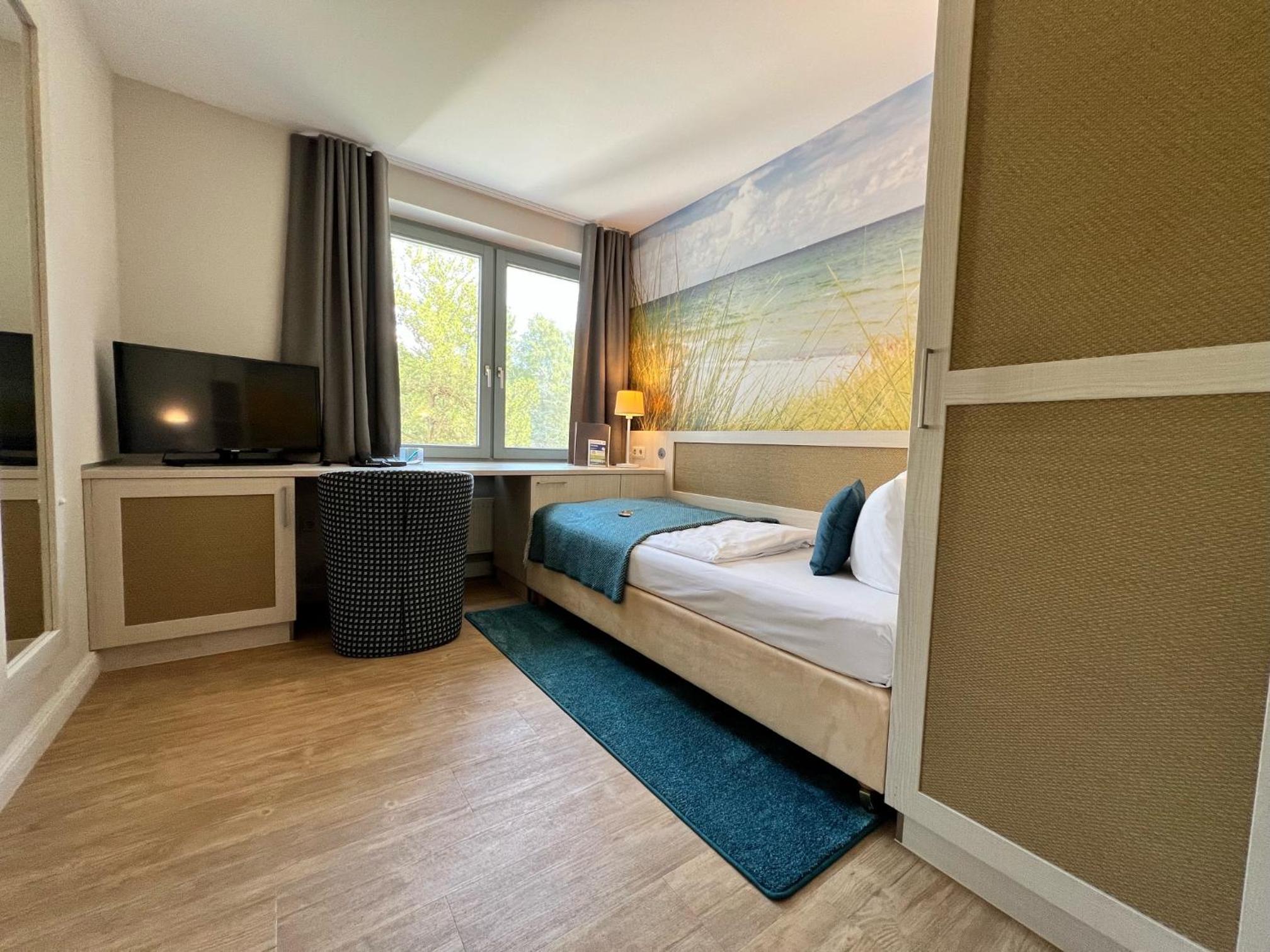 Single Room with Bathroom