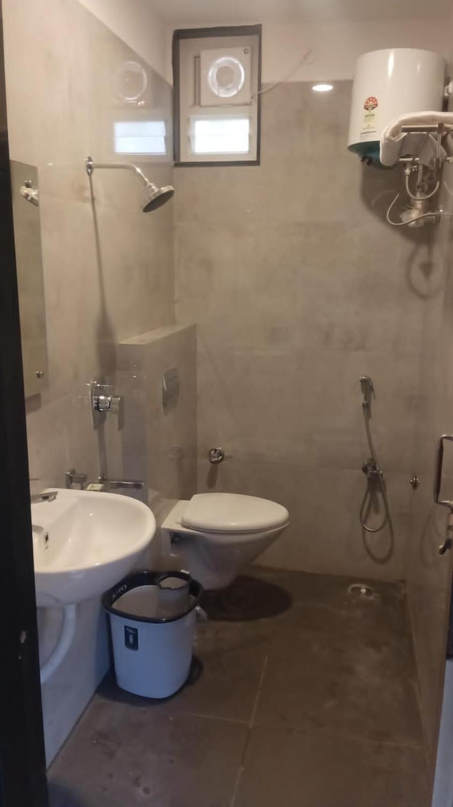 Standard Double Room with Fan photo 2