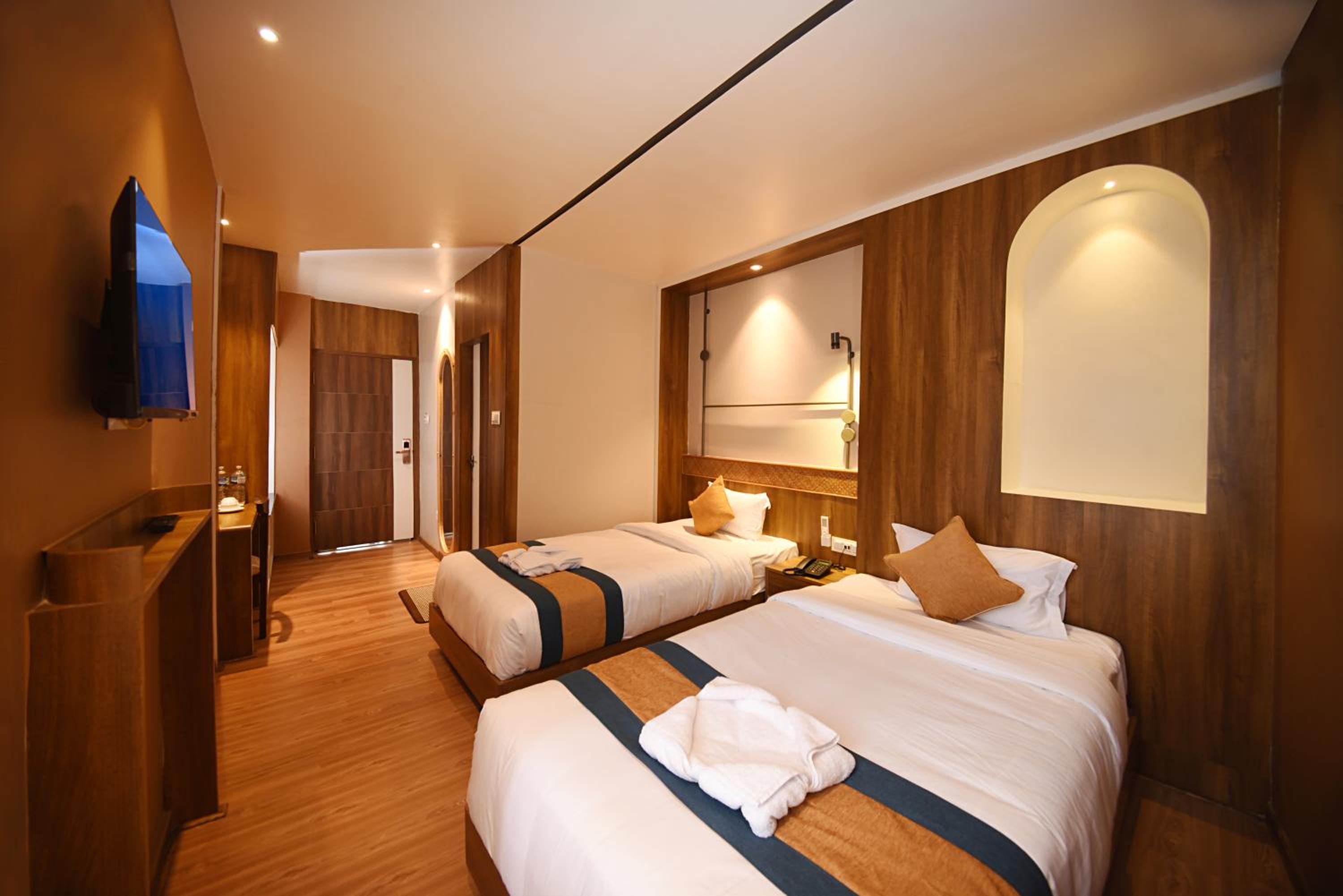 Deluxe Twin Room - Photo 19