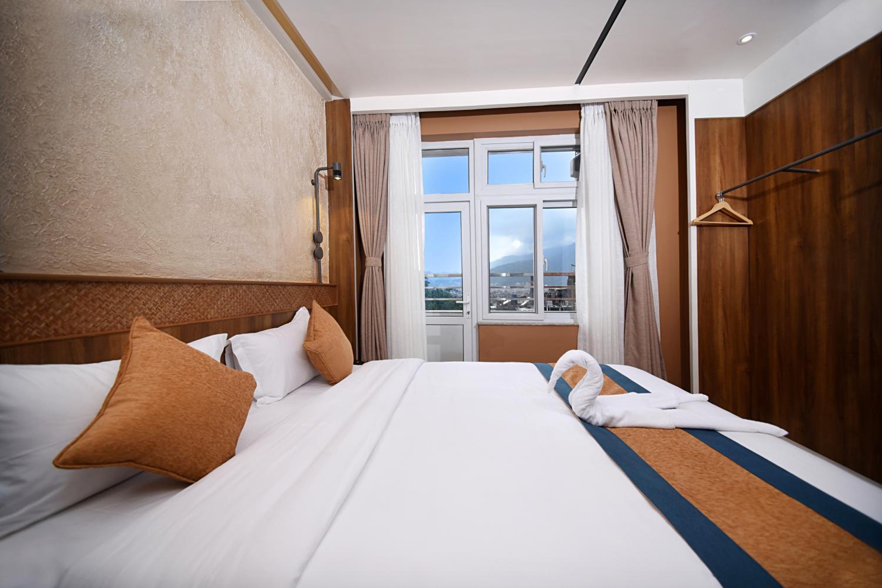Deluxe Double Room - Photo 8