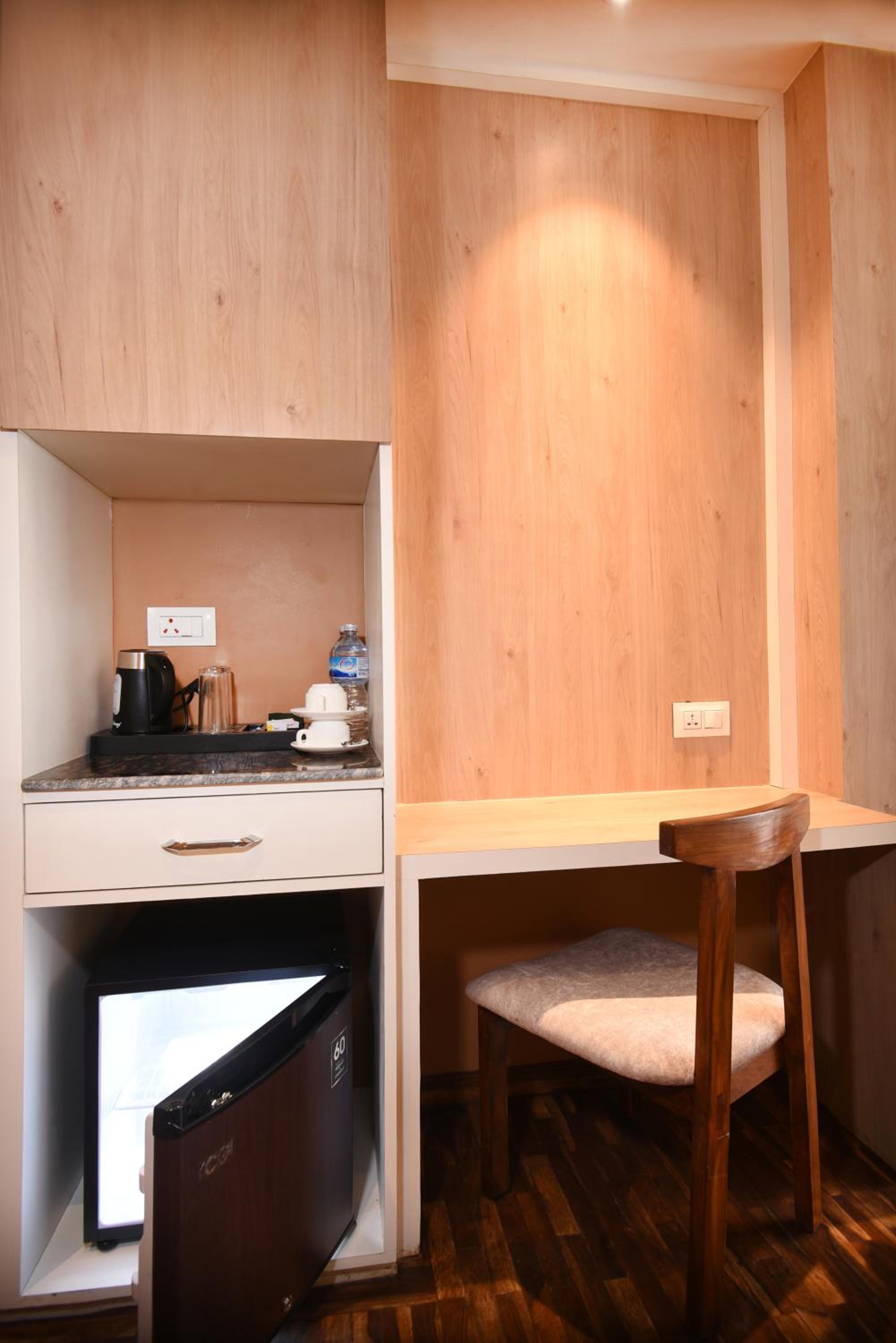 Deluxe Twin Room - Photo 7