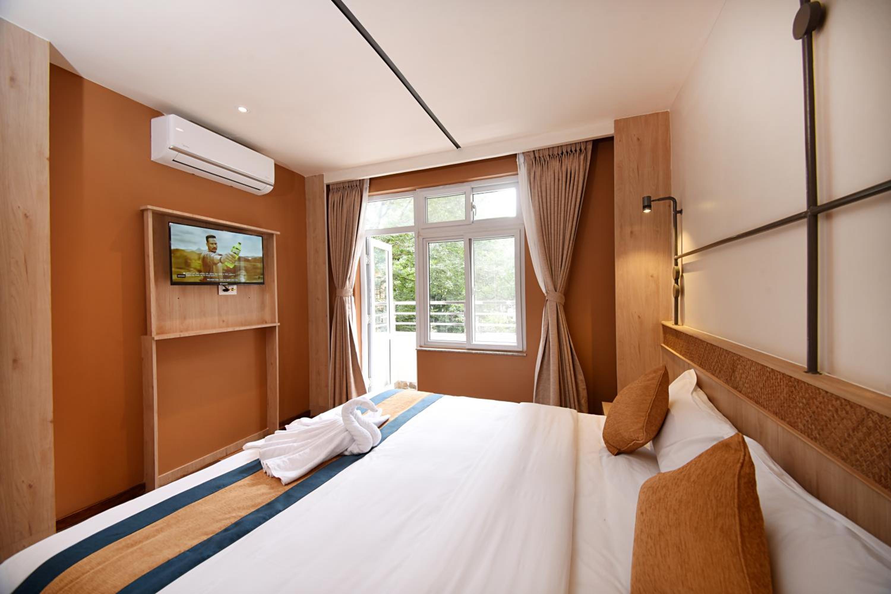 Deluxe Double Room - Photo 7