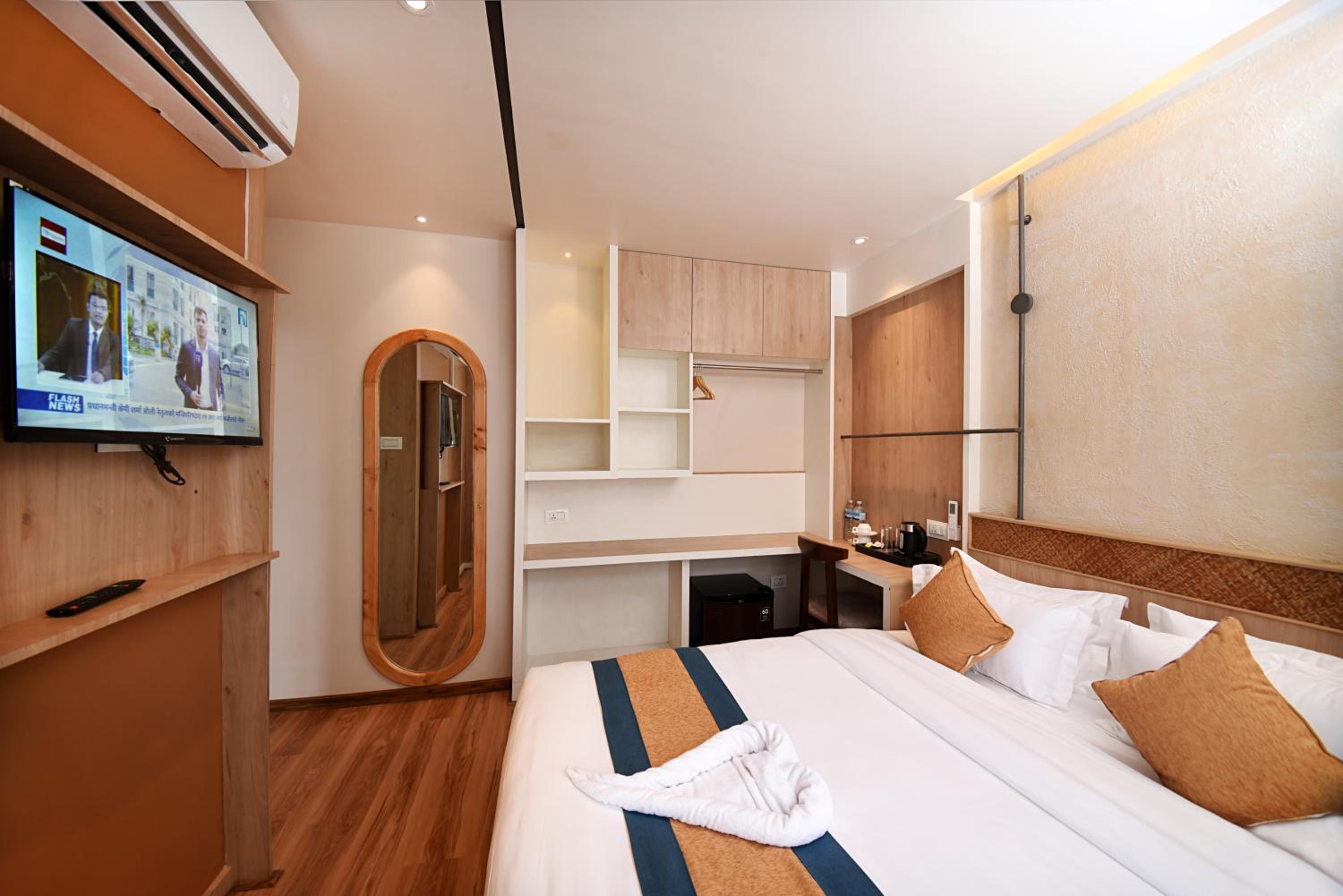 Deluxe Double Room - Photo 6