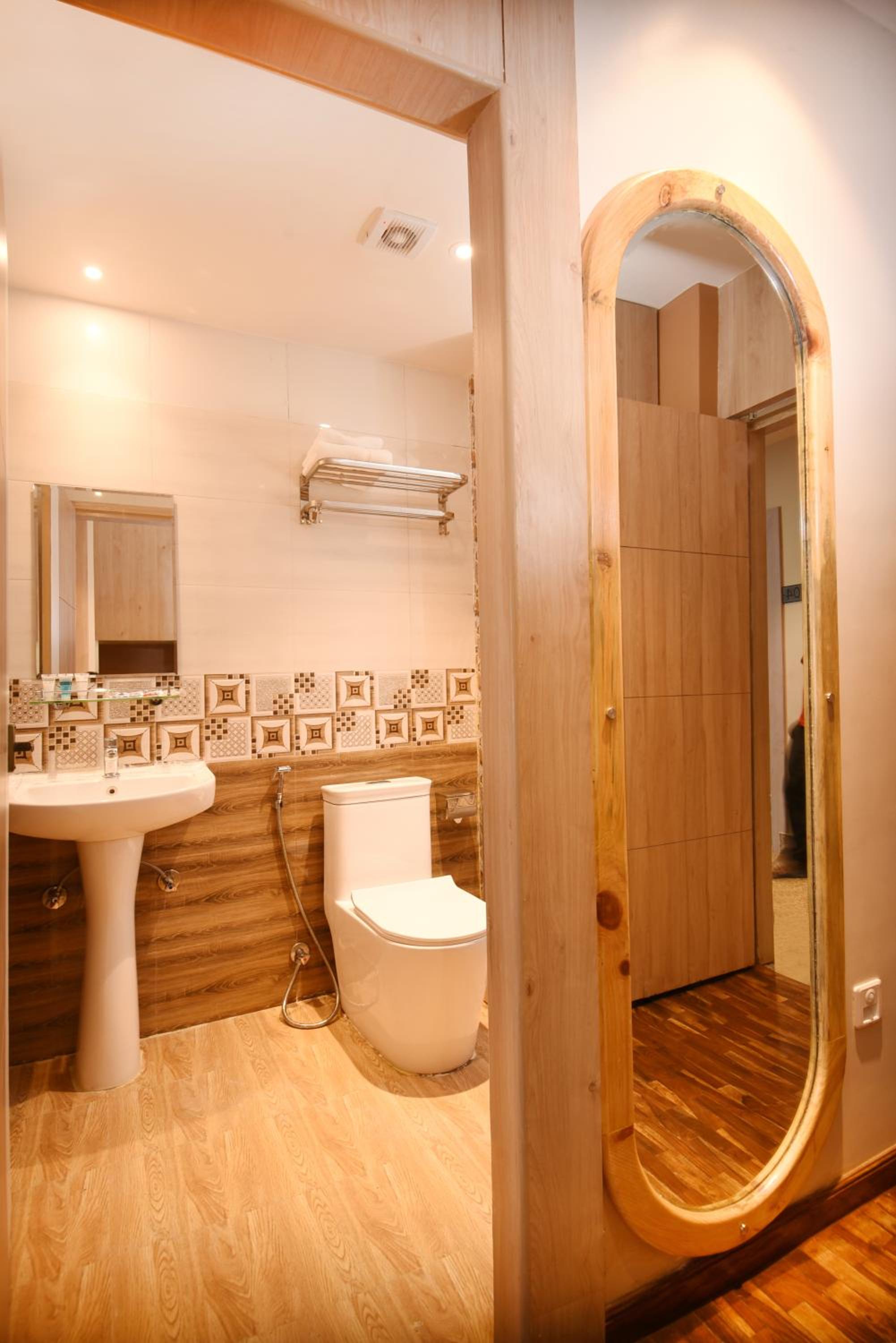 Deluxe Family Room - Photo 9