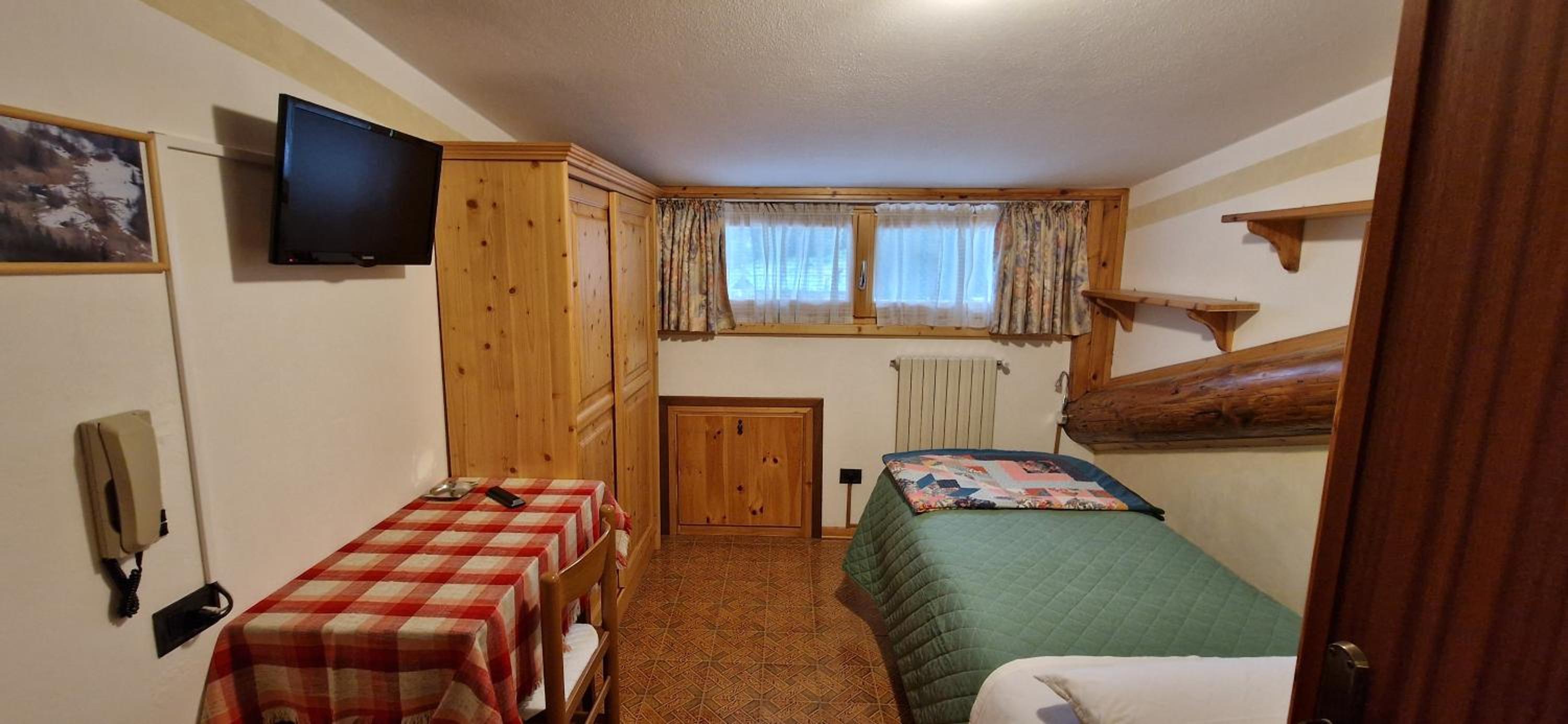 Single Room photo 1