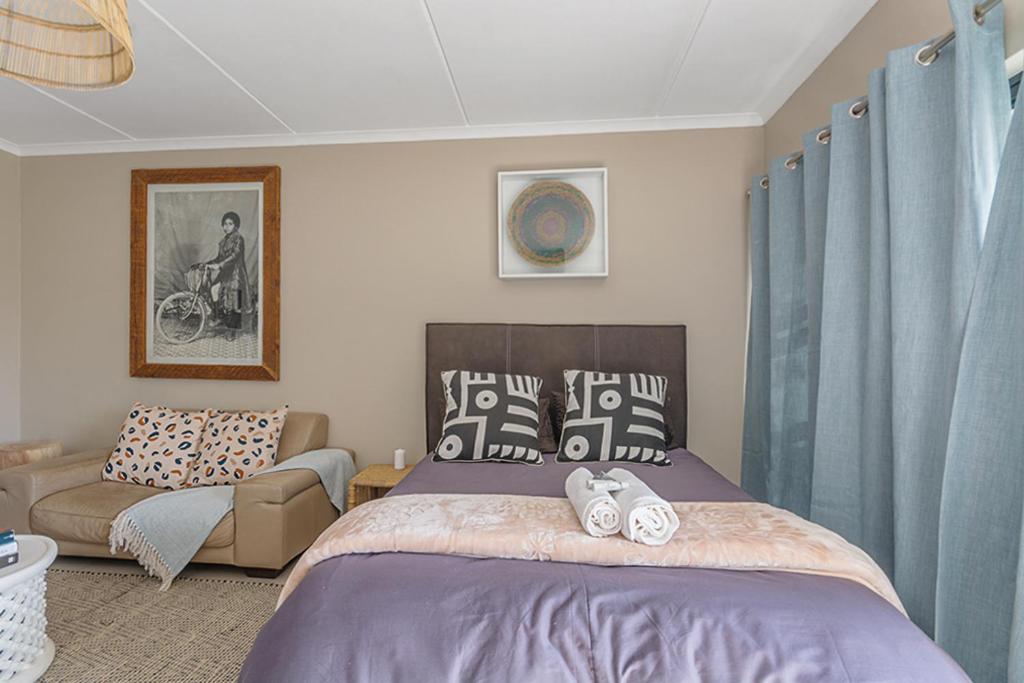 One-Bedroom Apartment photo 2