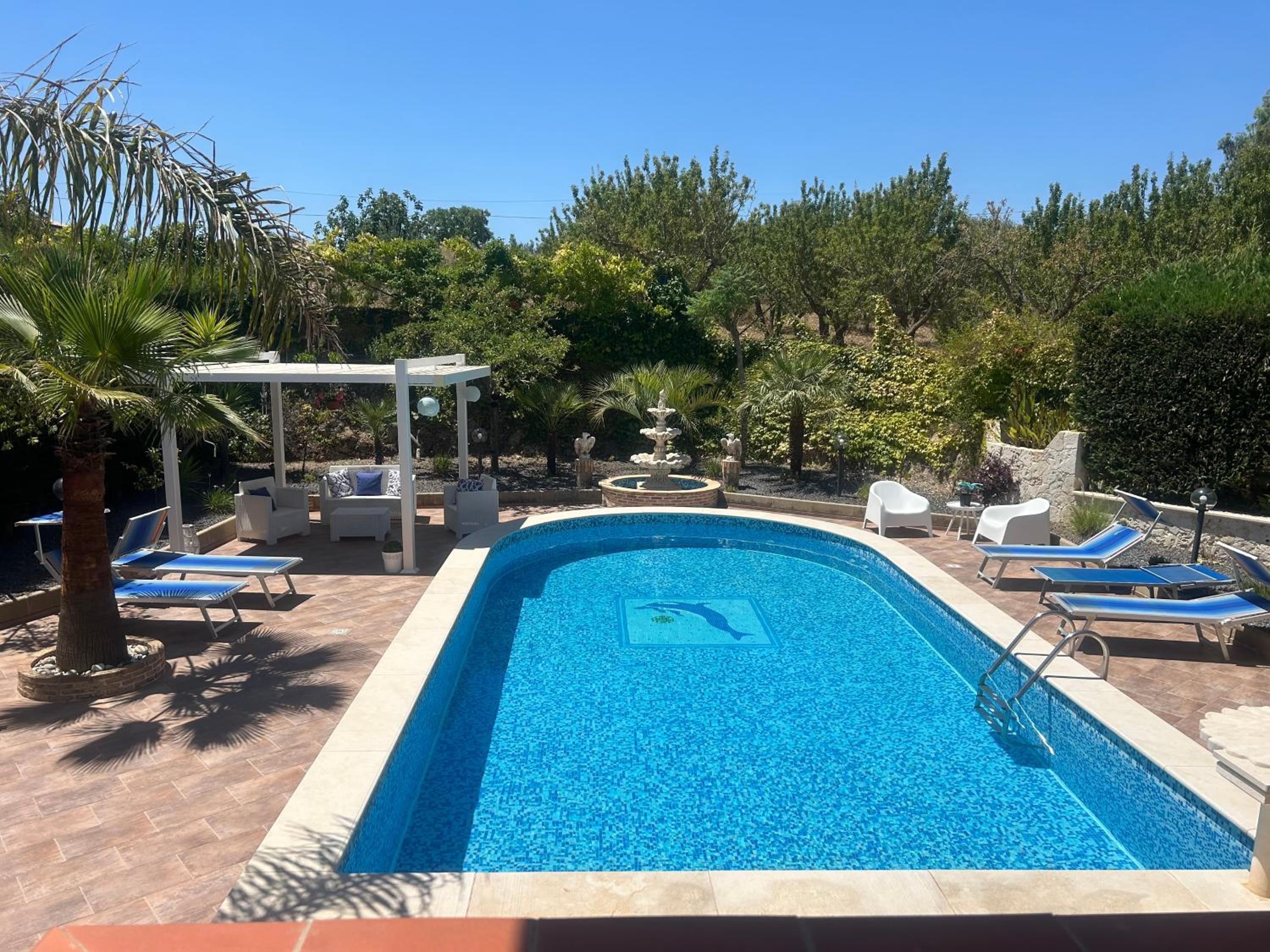 Apartment with Pool View photo 2
