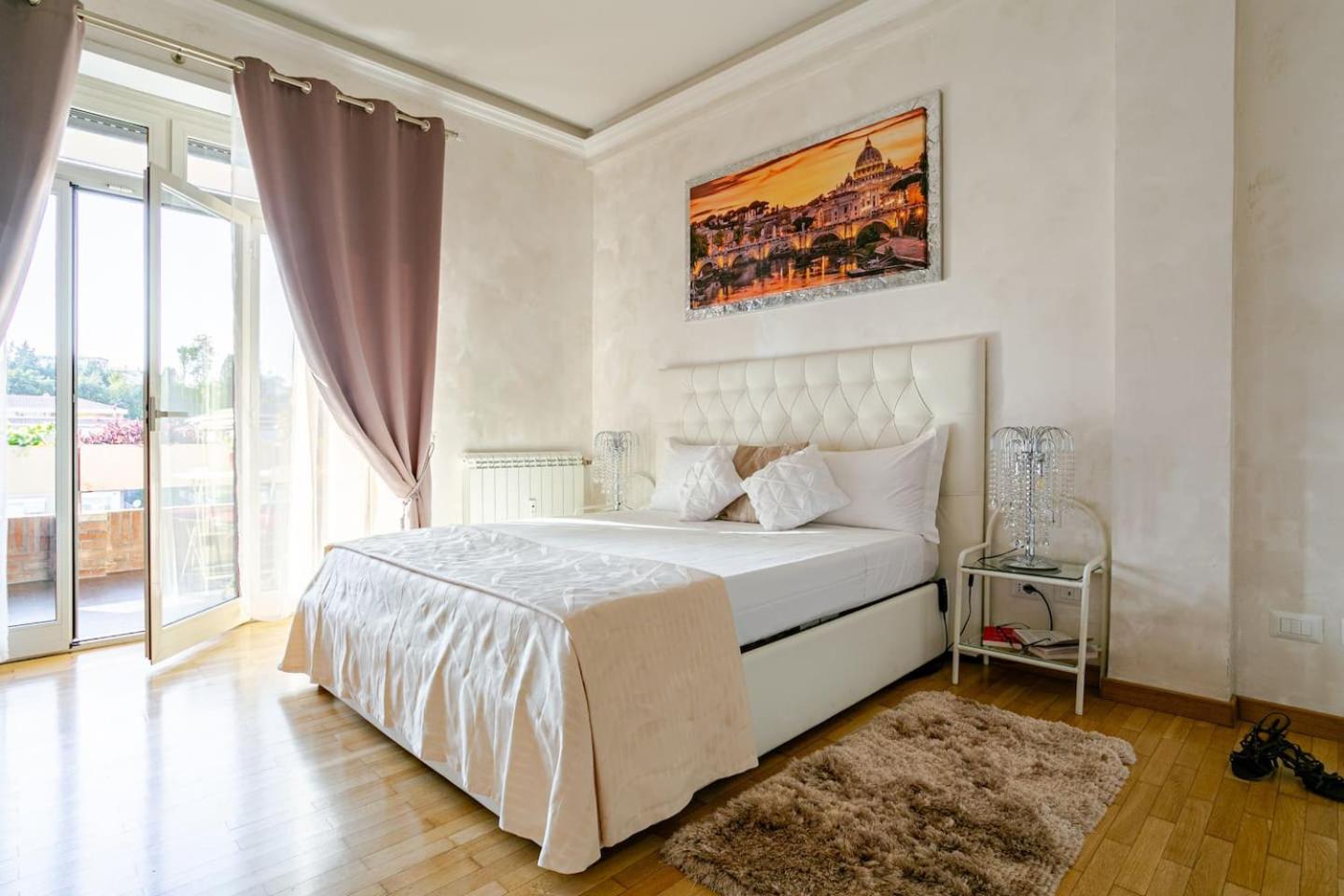 King Room with Balcony