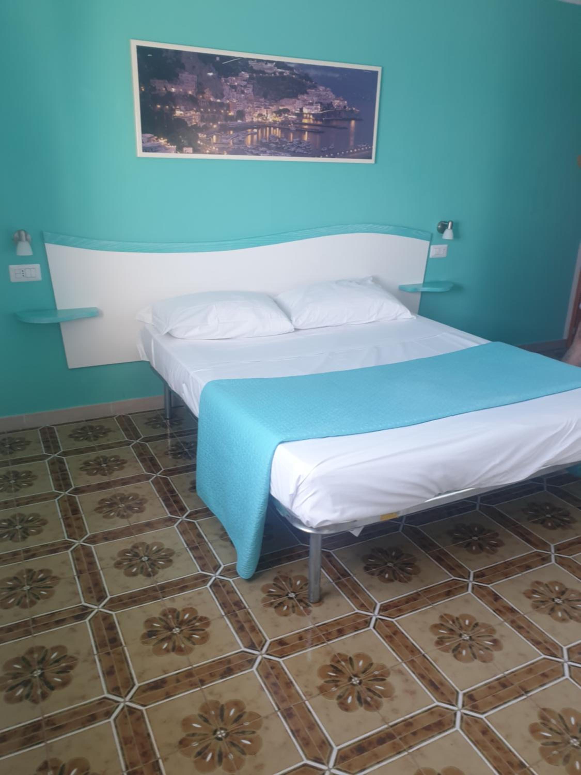 Standard Triple Room with Sea View photo 2
