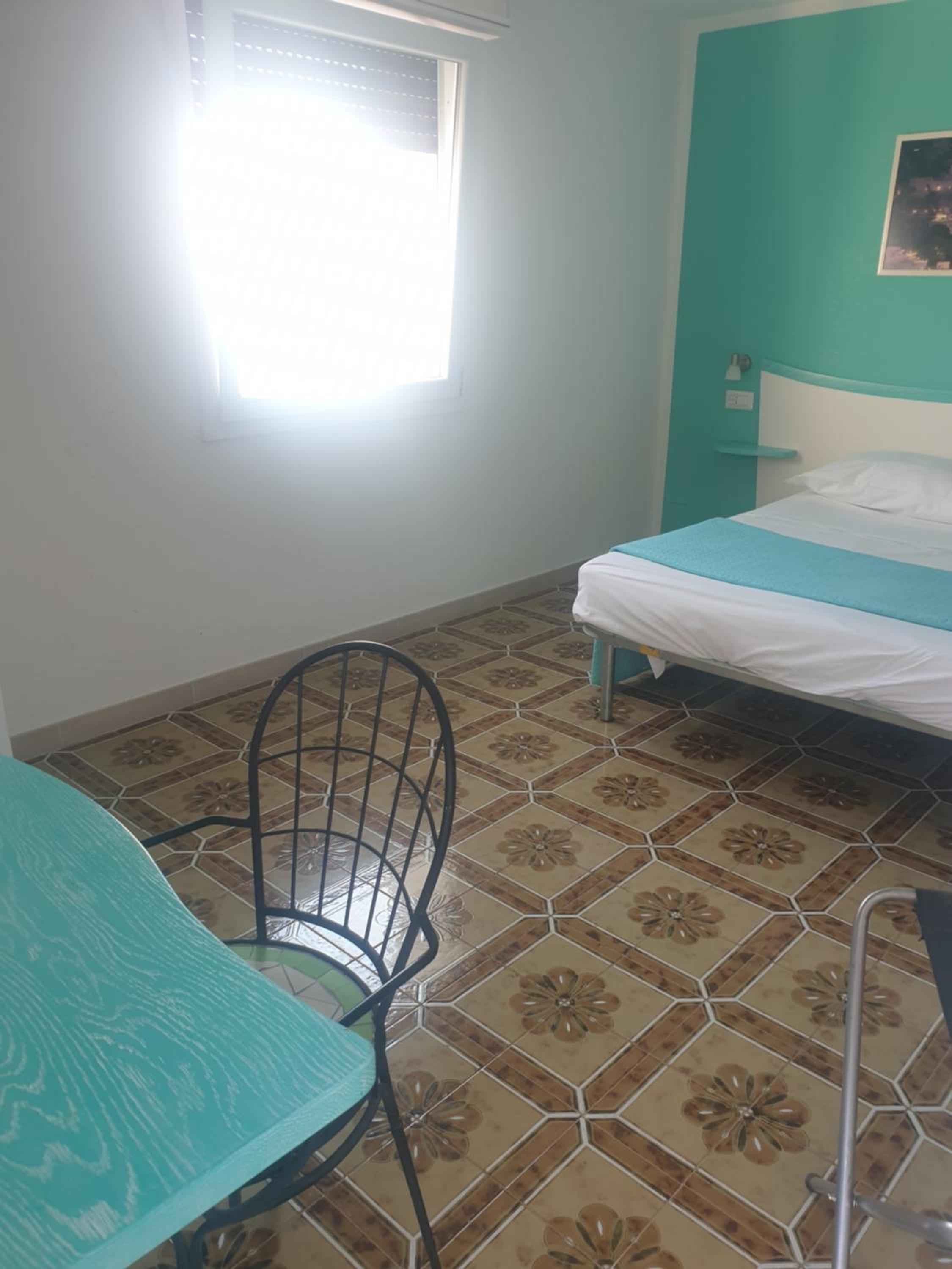 Standard Triple Room with Sea View photo 3