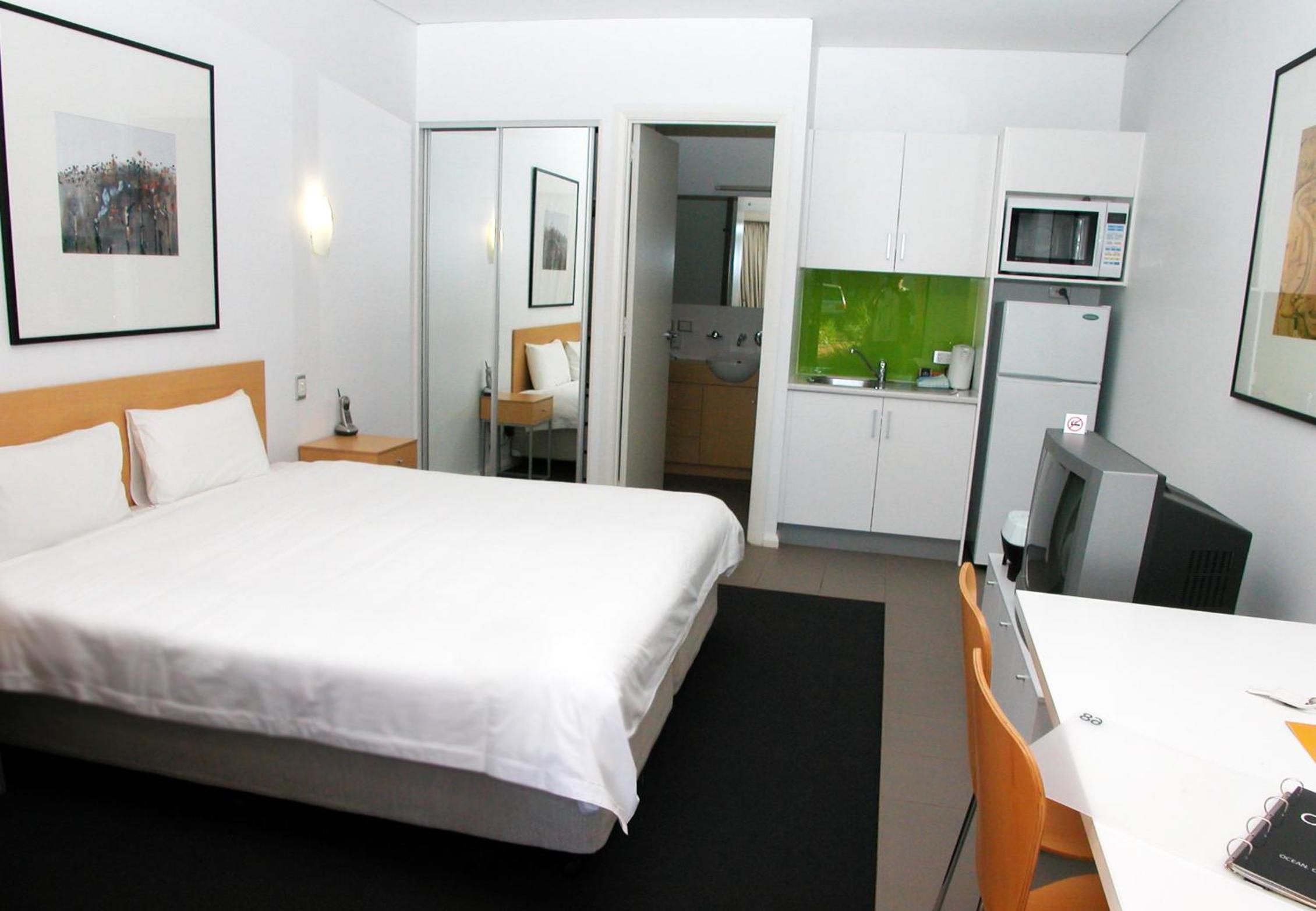 Executive Studio Apartment - Photo 3