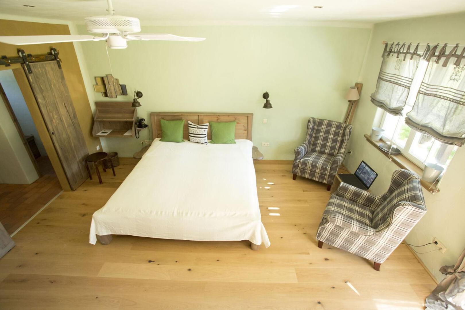 Comfort Double Room with Terrace