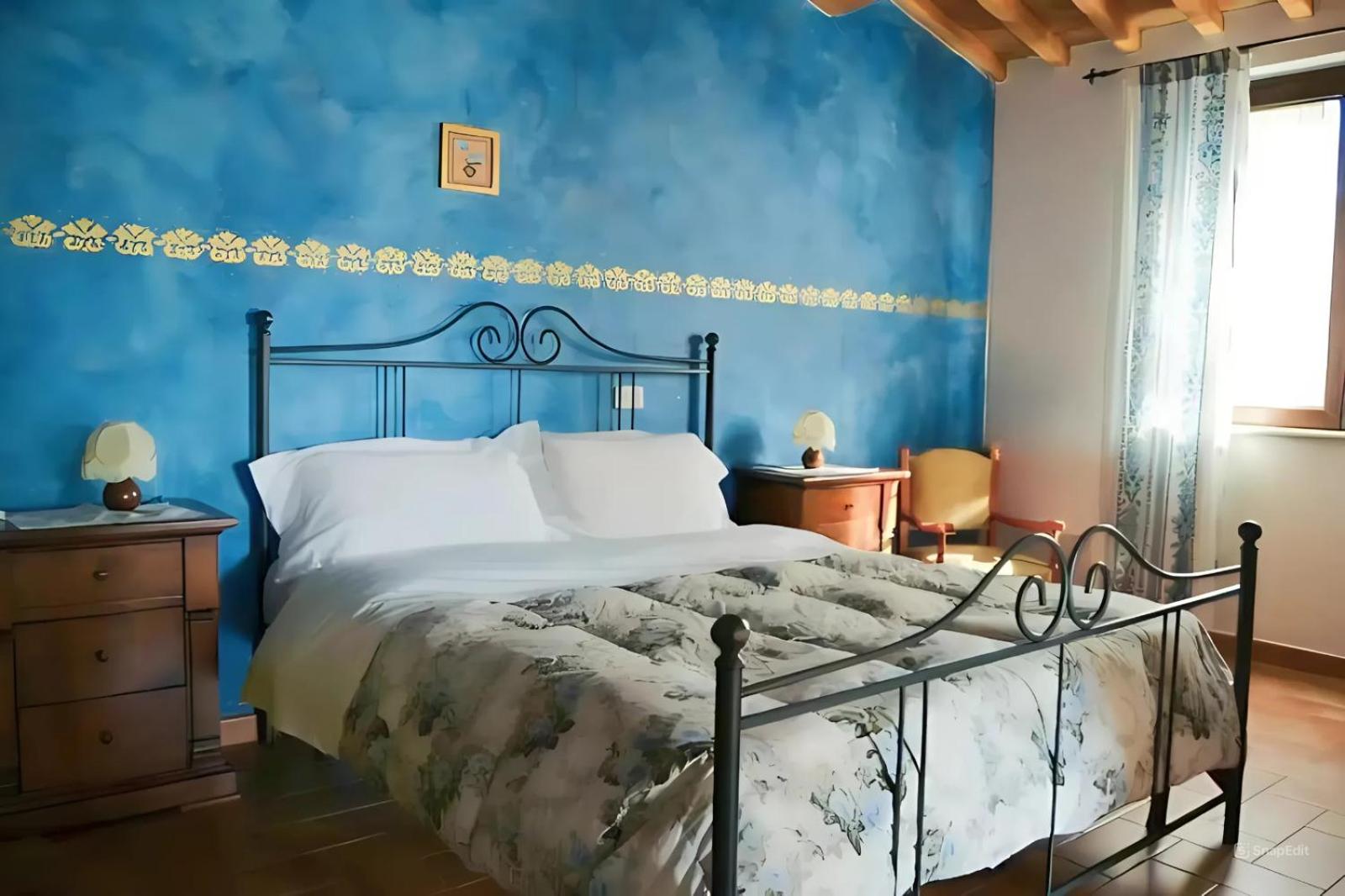 One-Bedroom Apartment with Garden