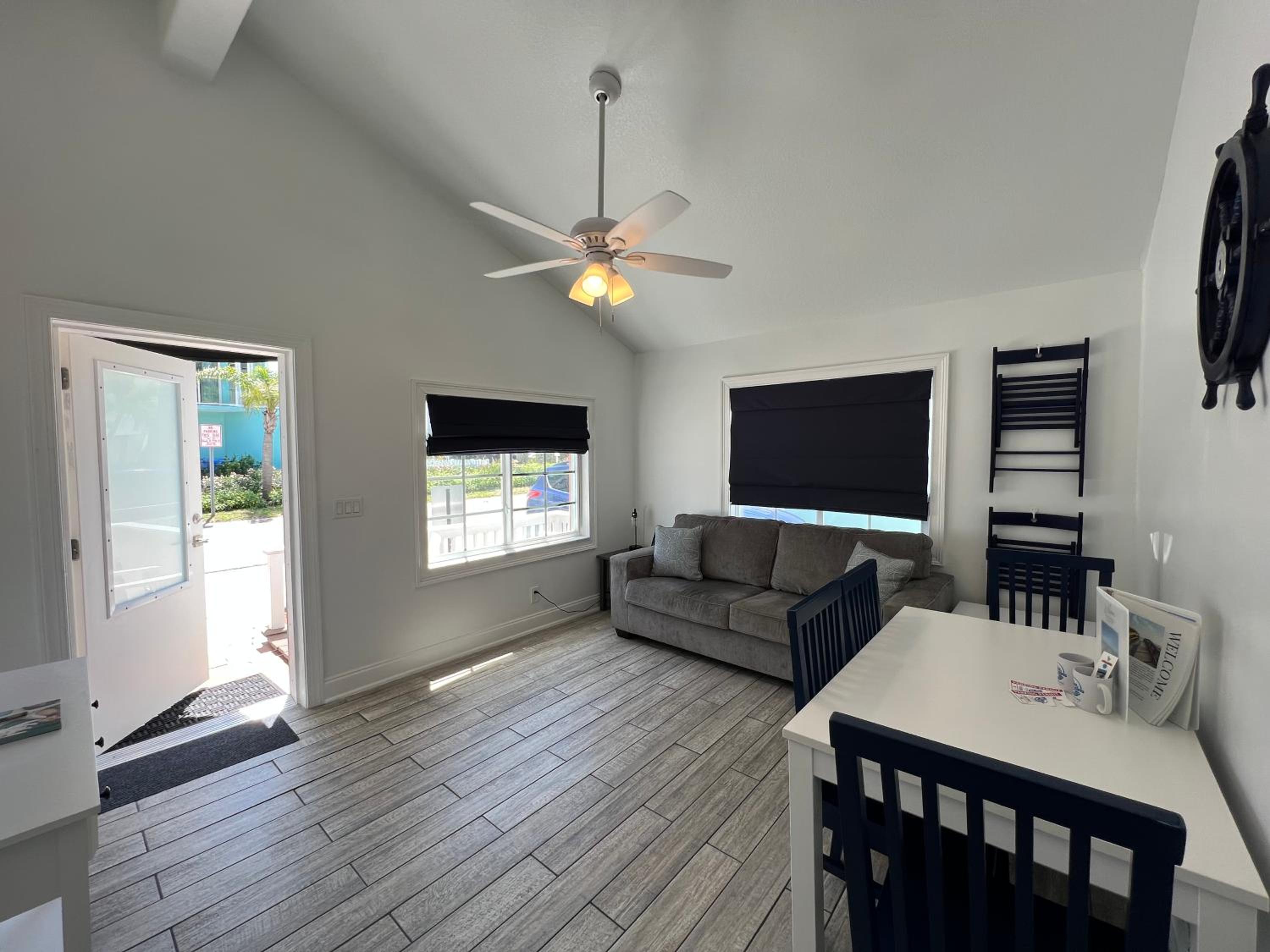 Two-Bedroom Bungalow photo 2