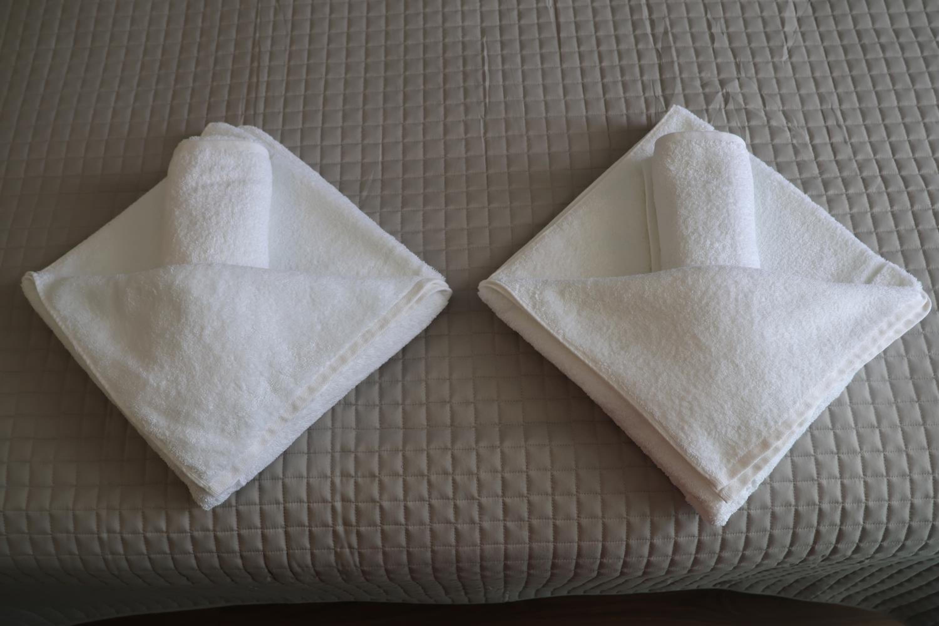 Deluxe Double Room with Side Sea View photo 3