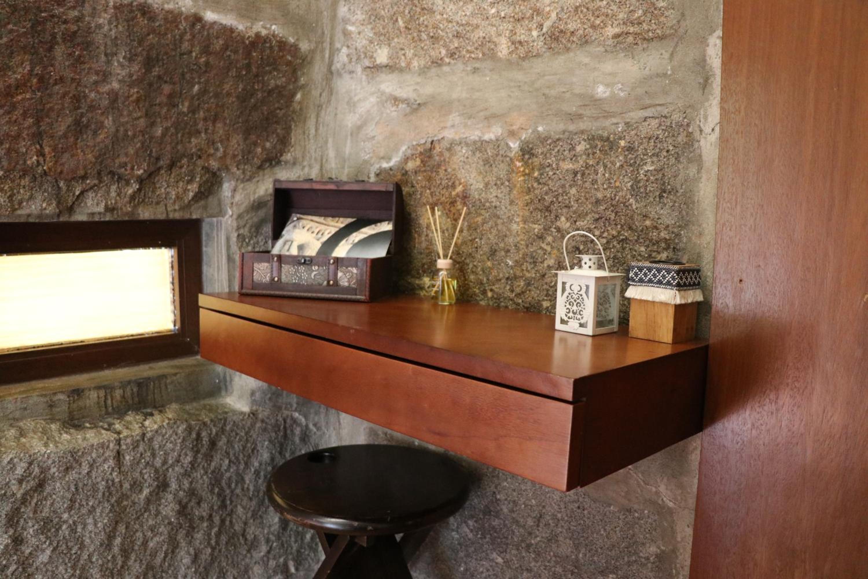 Suite - Photo 21