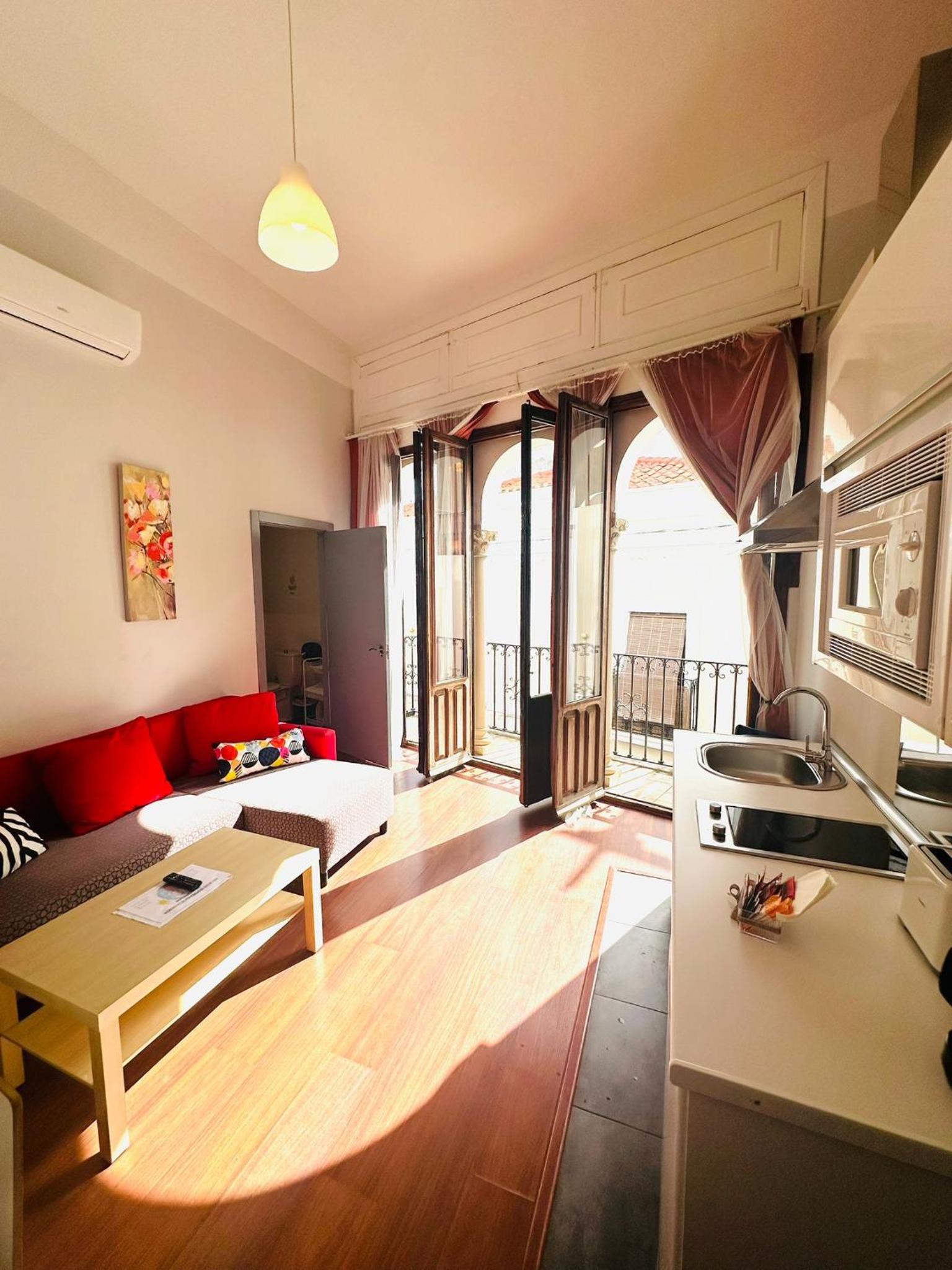 Apartamento de dos habitaciones con vista a la ciudad