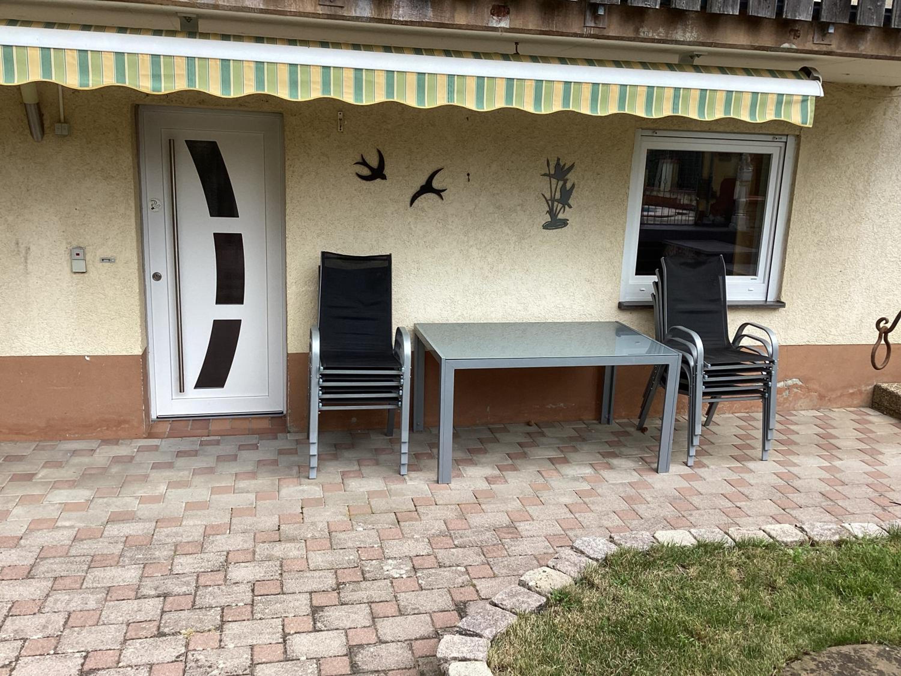 Apartment with Garden View - Photo 18
