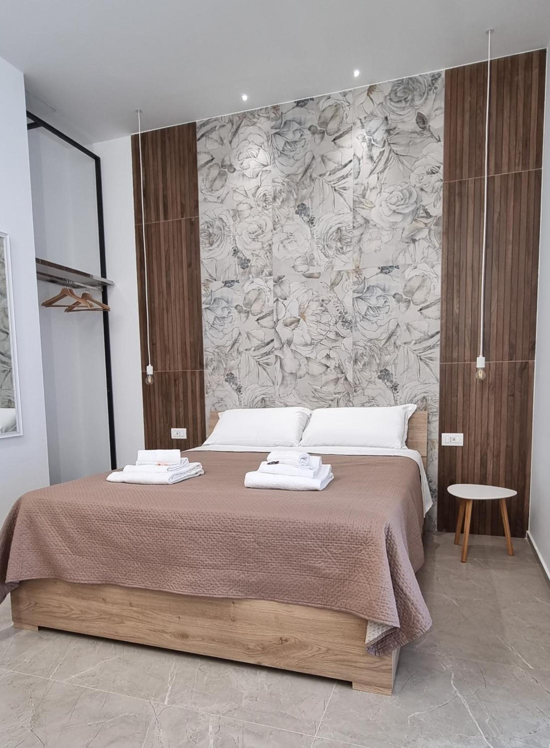 Deluxe Double Room with Bath photo 1