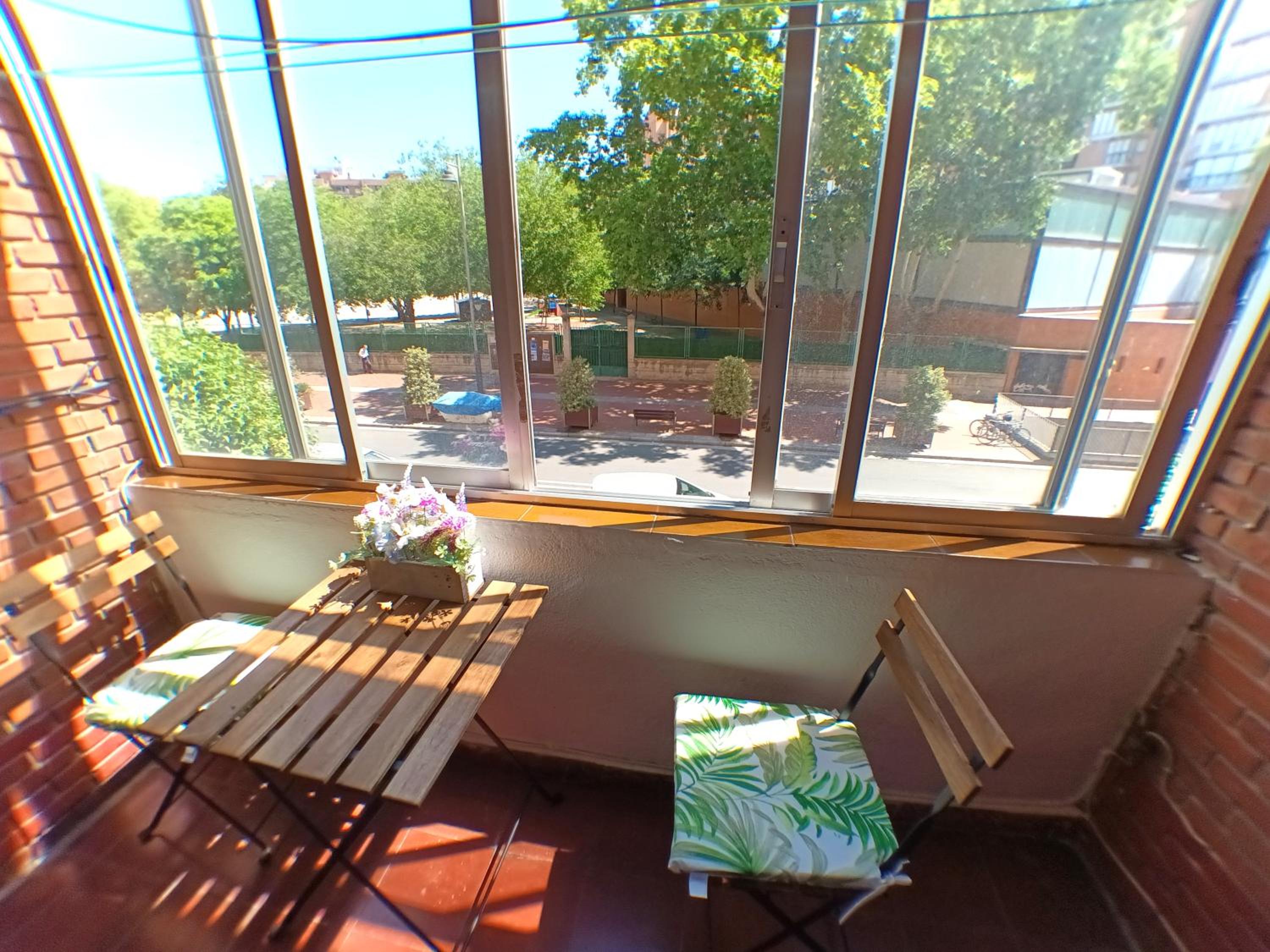 Queen Room with Balcony photo 3