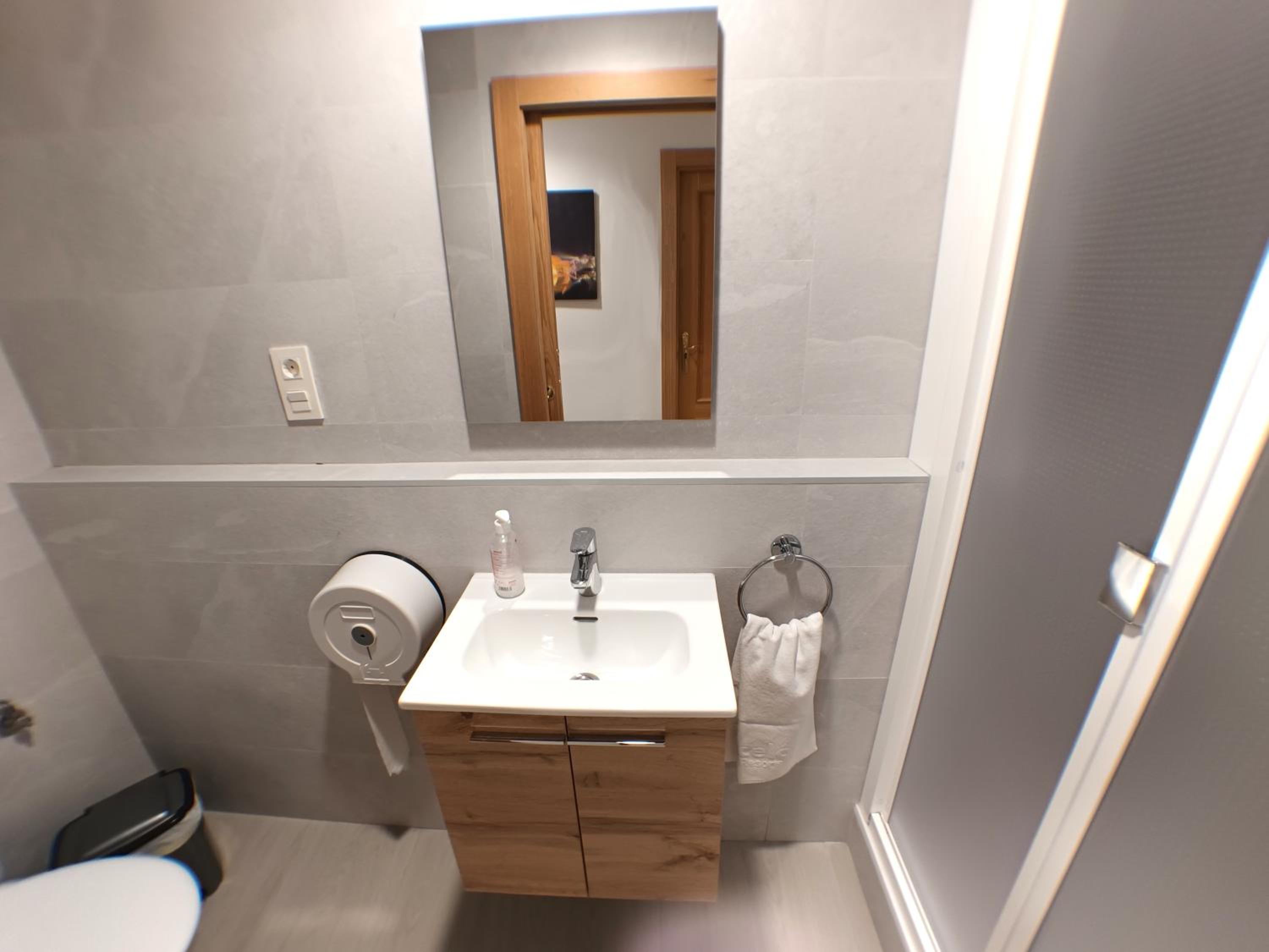 Triple Room - Photo 5