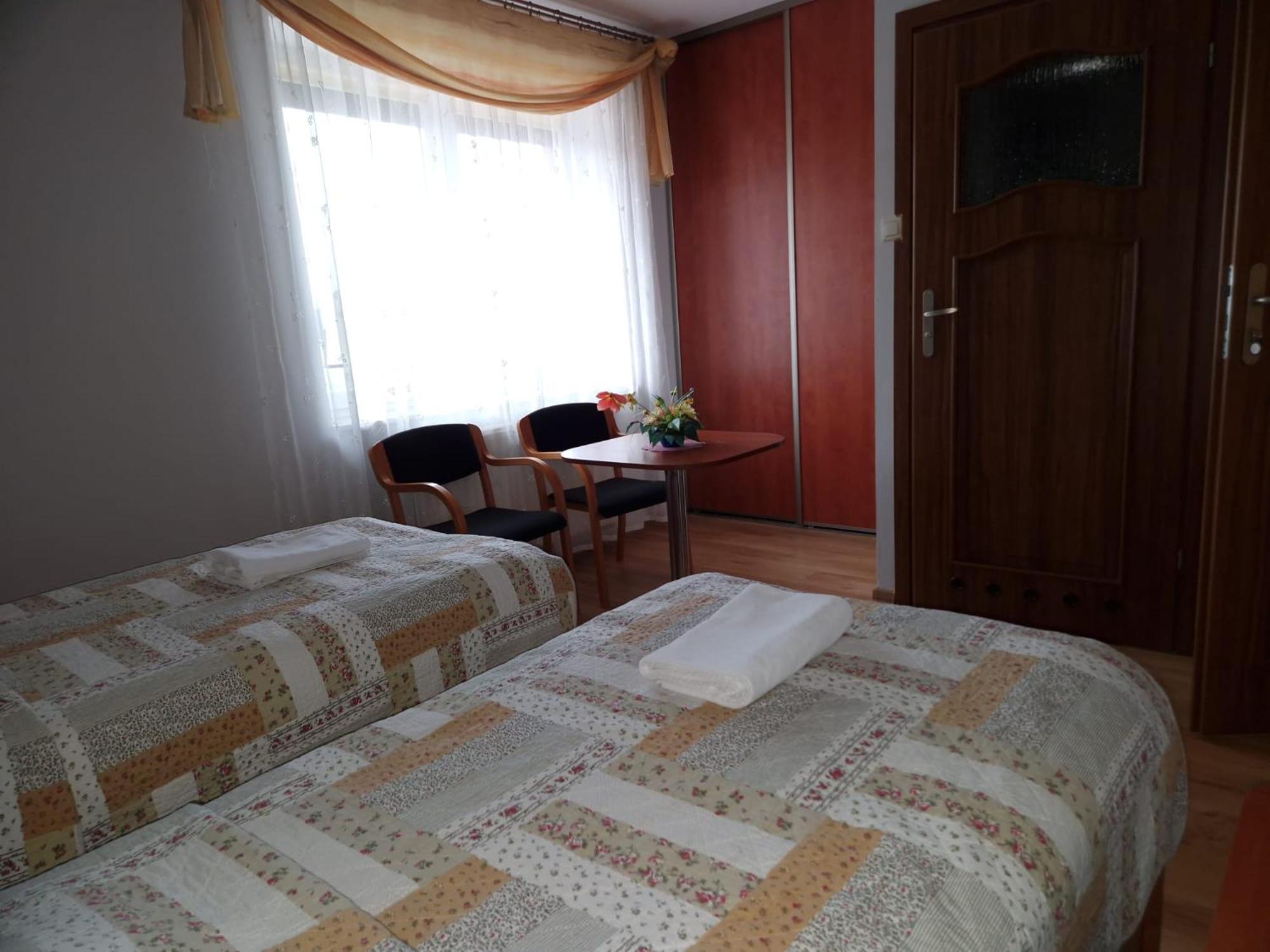 Standard Double Room photo 3