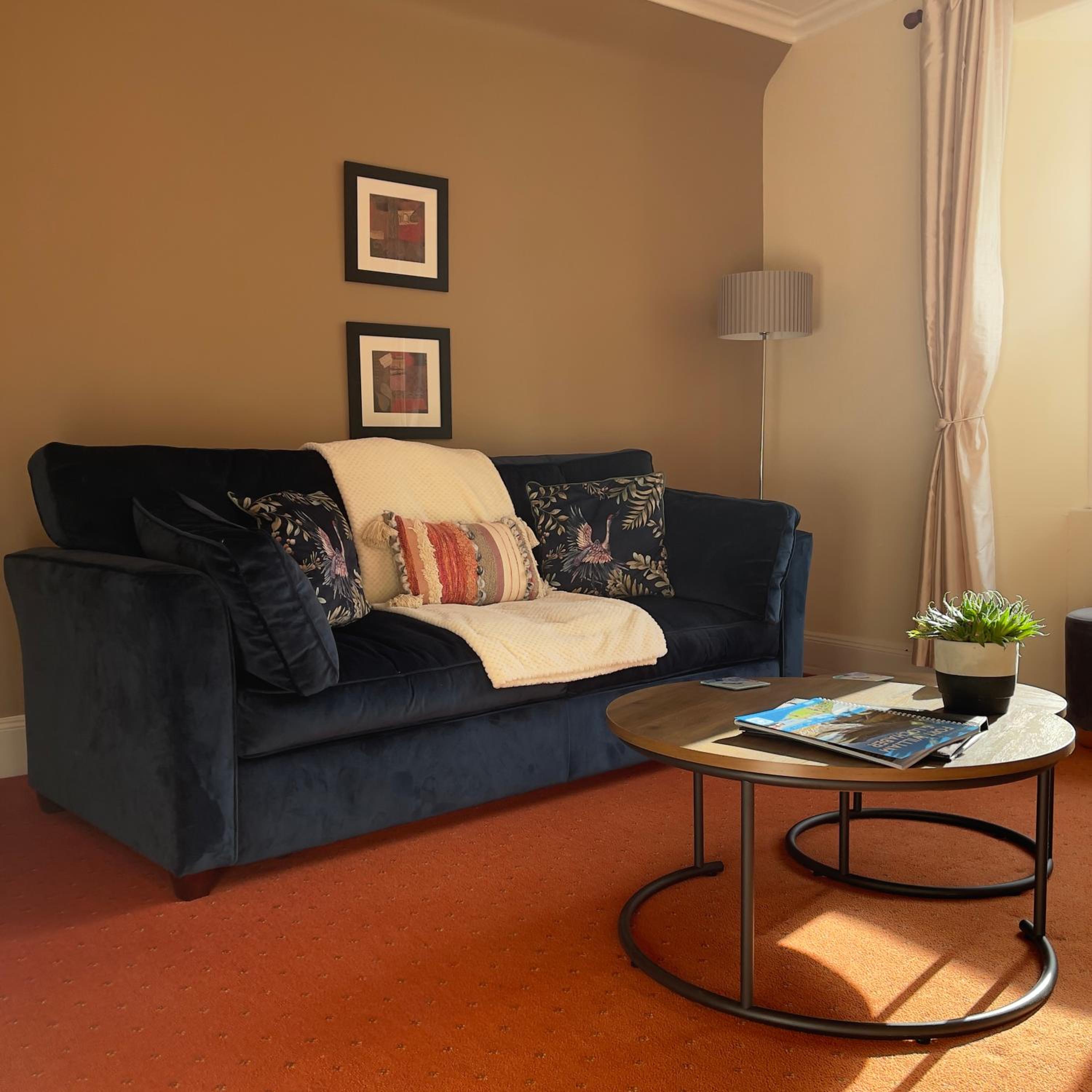 Deluxe Junior Suite photo 3