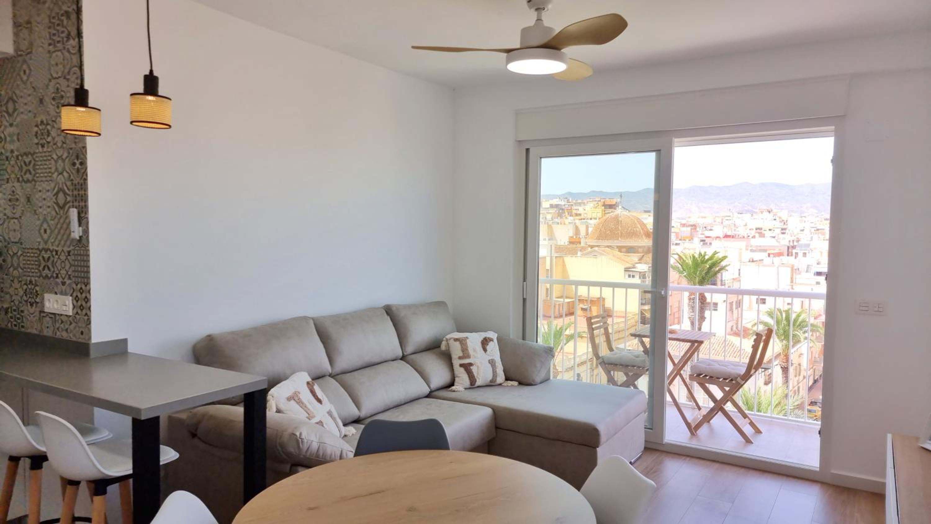 Three-Bedroom Apartment with View photo 3