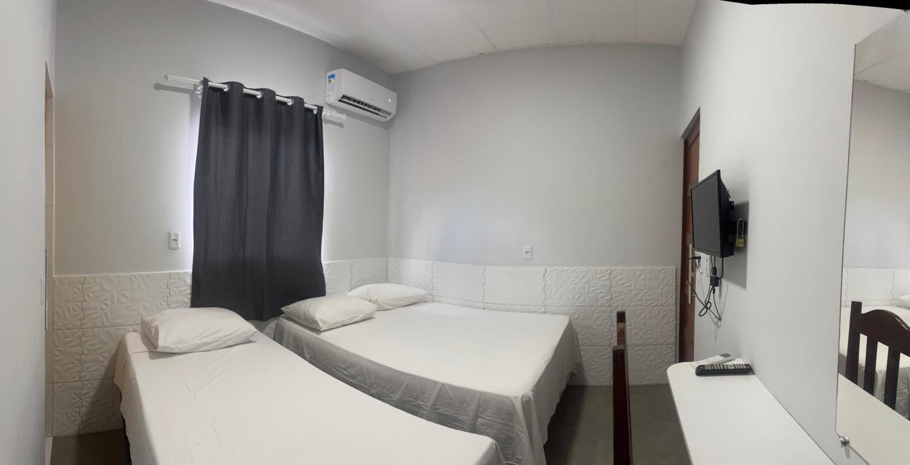 Economy Triple Room