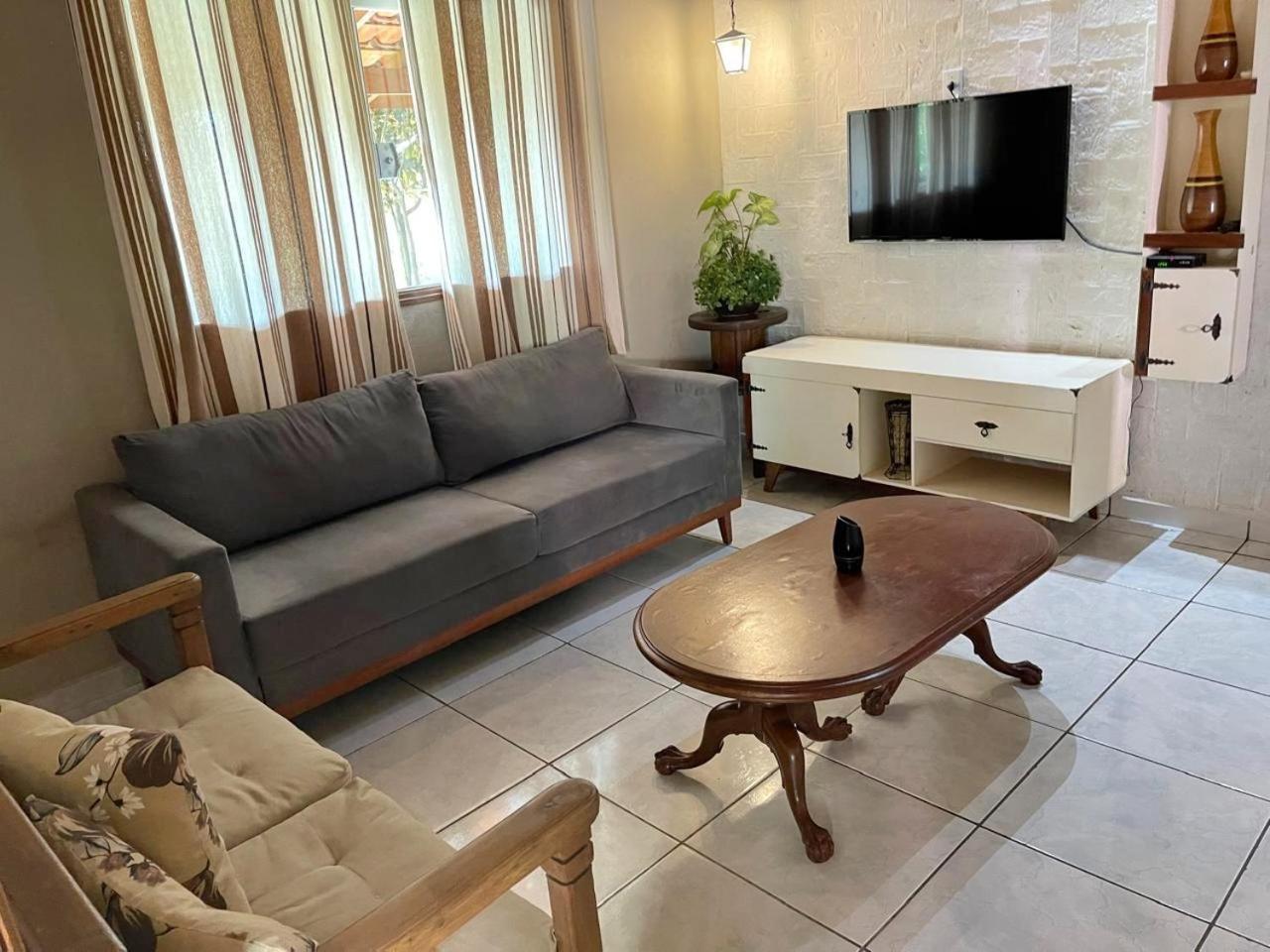 Three-Bedroom House photo 3