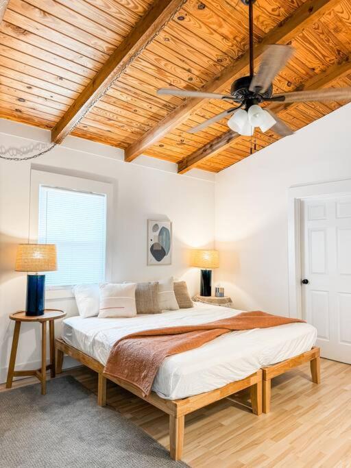 Two-Bedroom House photo 1