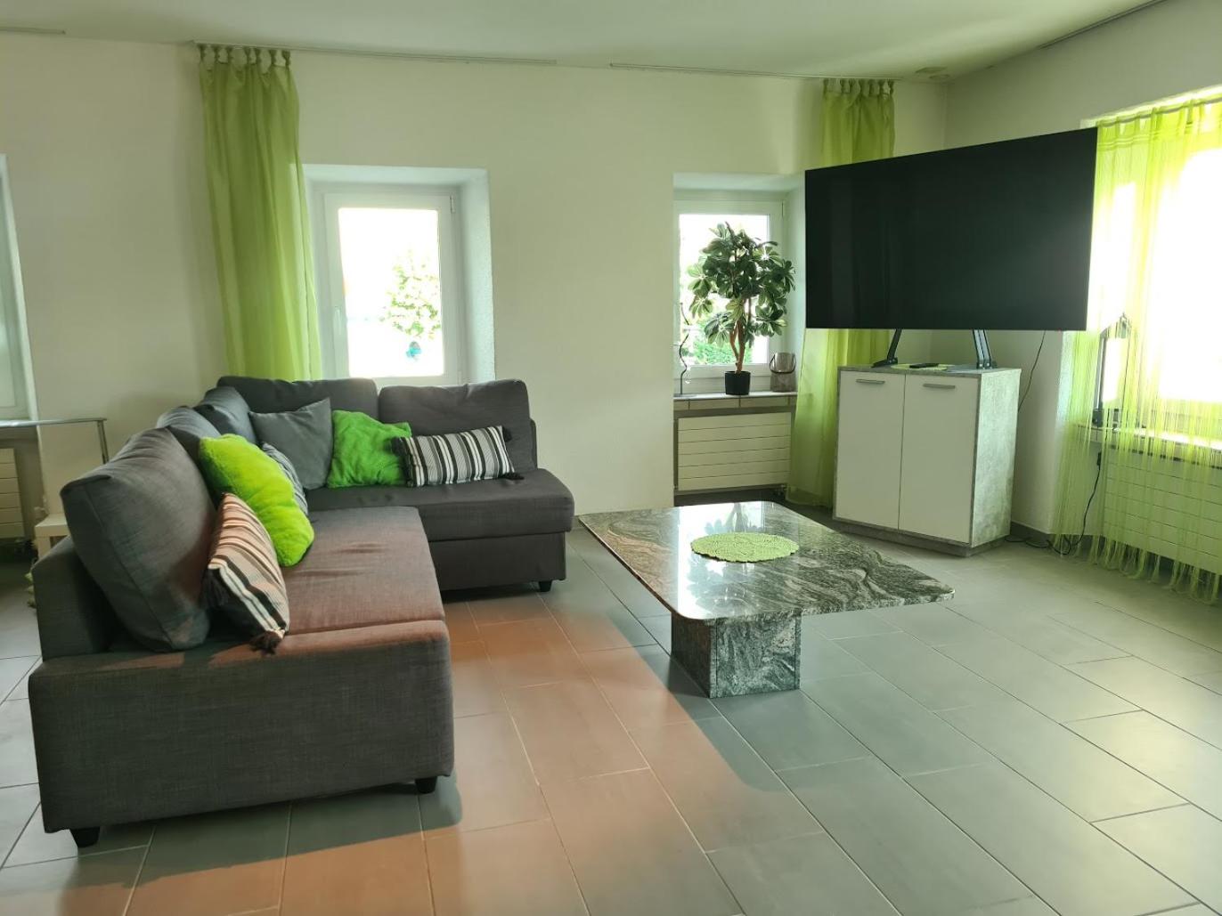 Studio Apartment photo 1