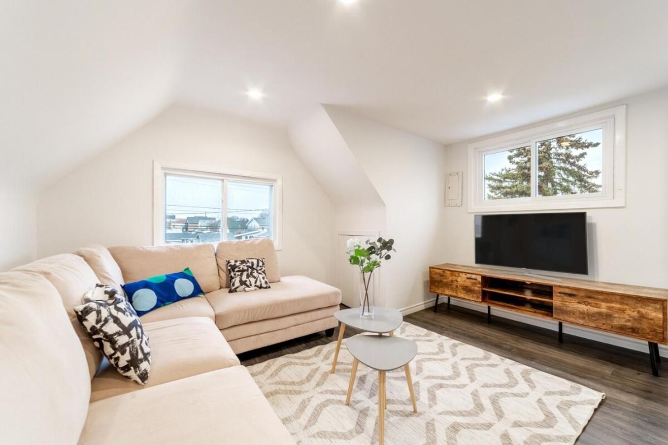 Two-Bedroom House photo 1