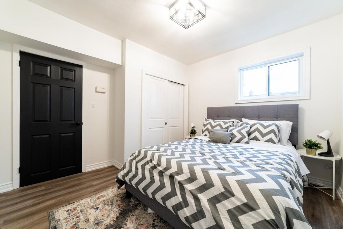 Two-Bedroom House photo 3