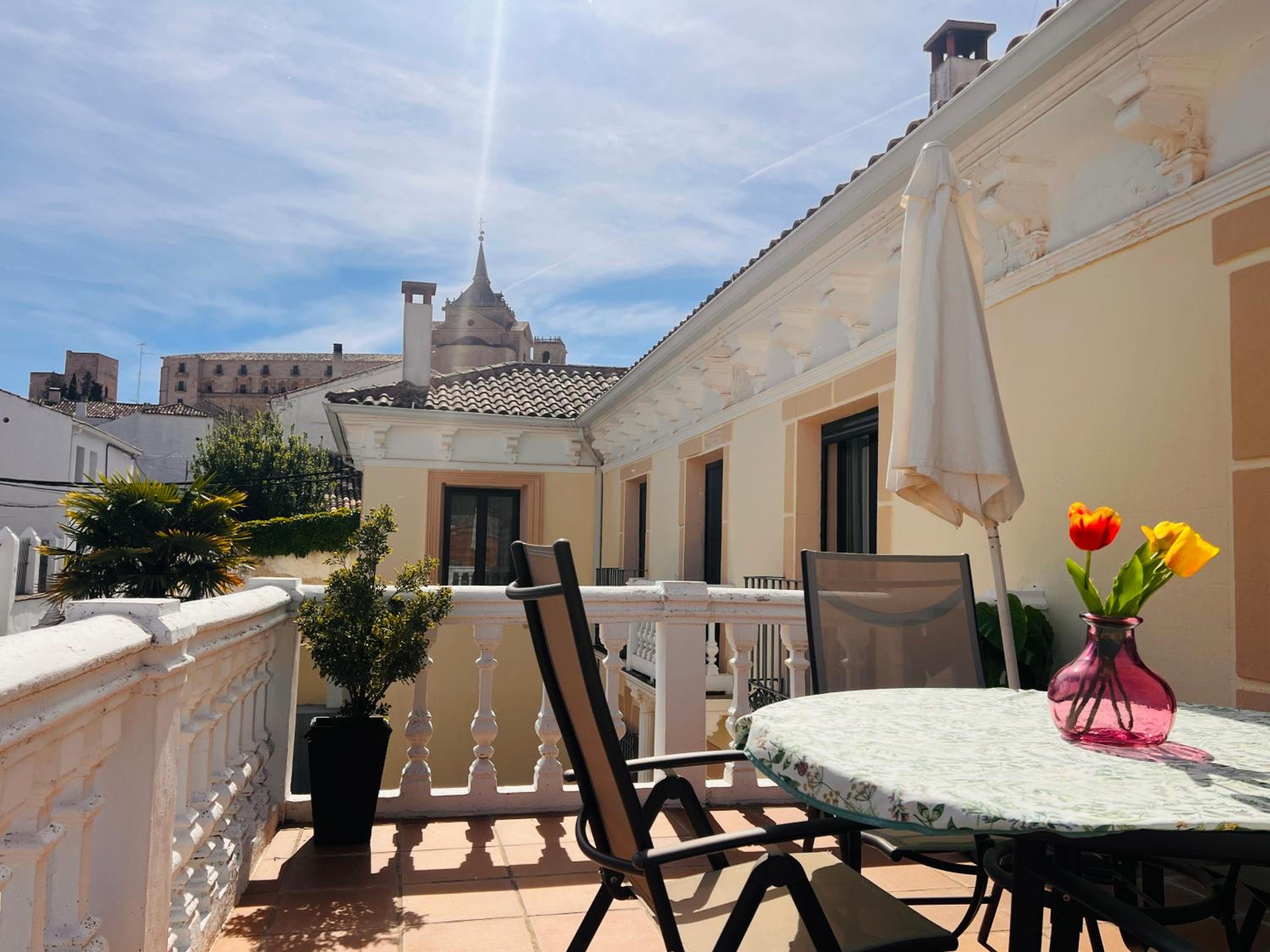 Apartment with Terrace - Photo 40