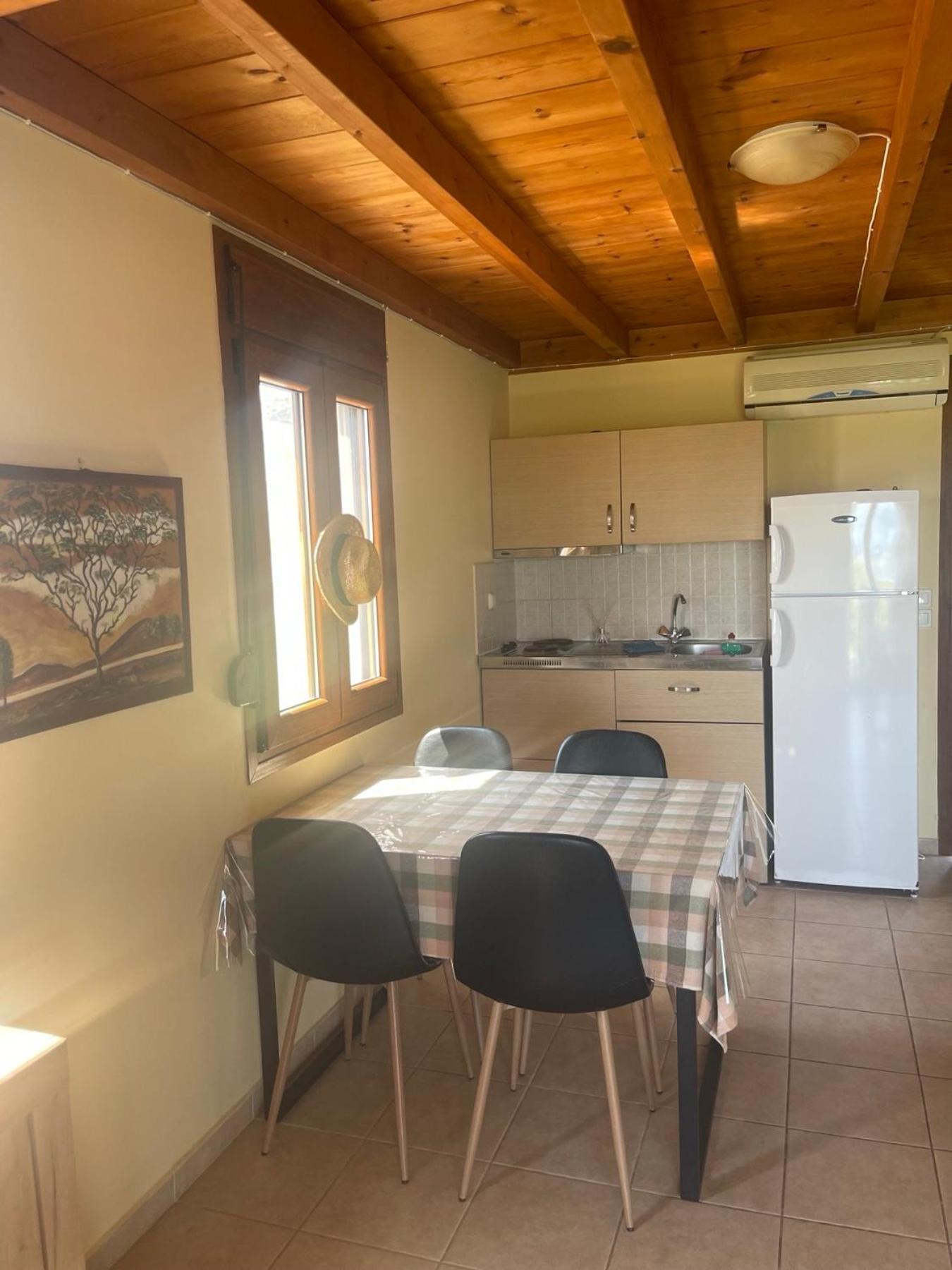Studio Apartment with Sea View - Photo 27