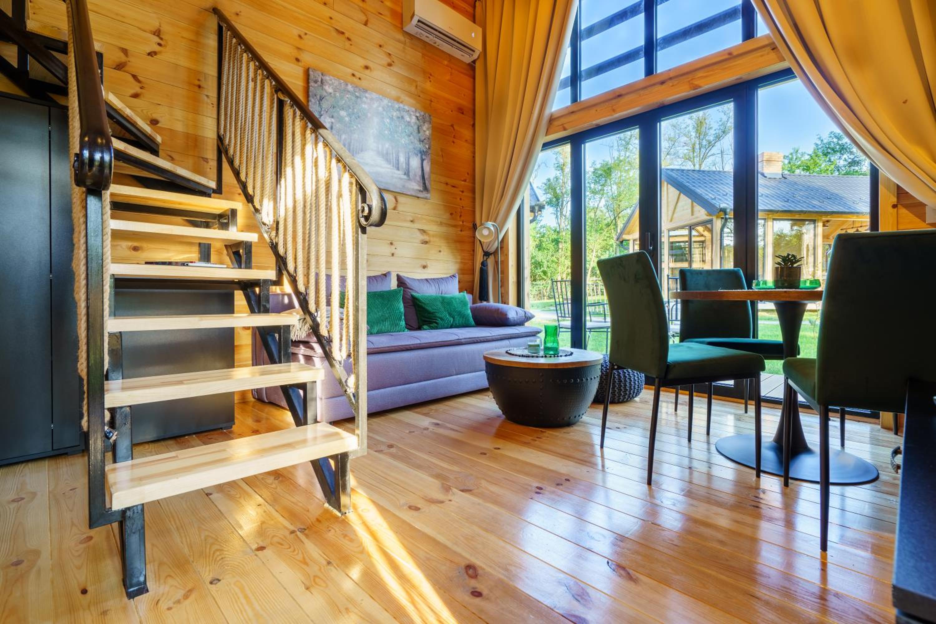 One-Bedroom House photo 2