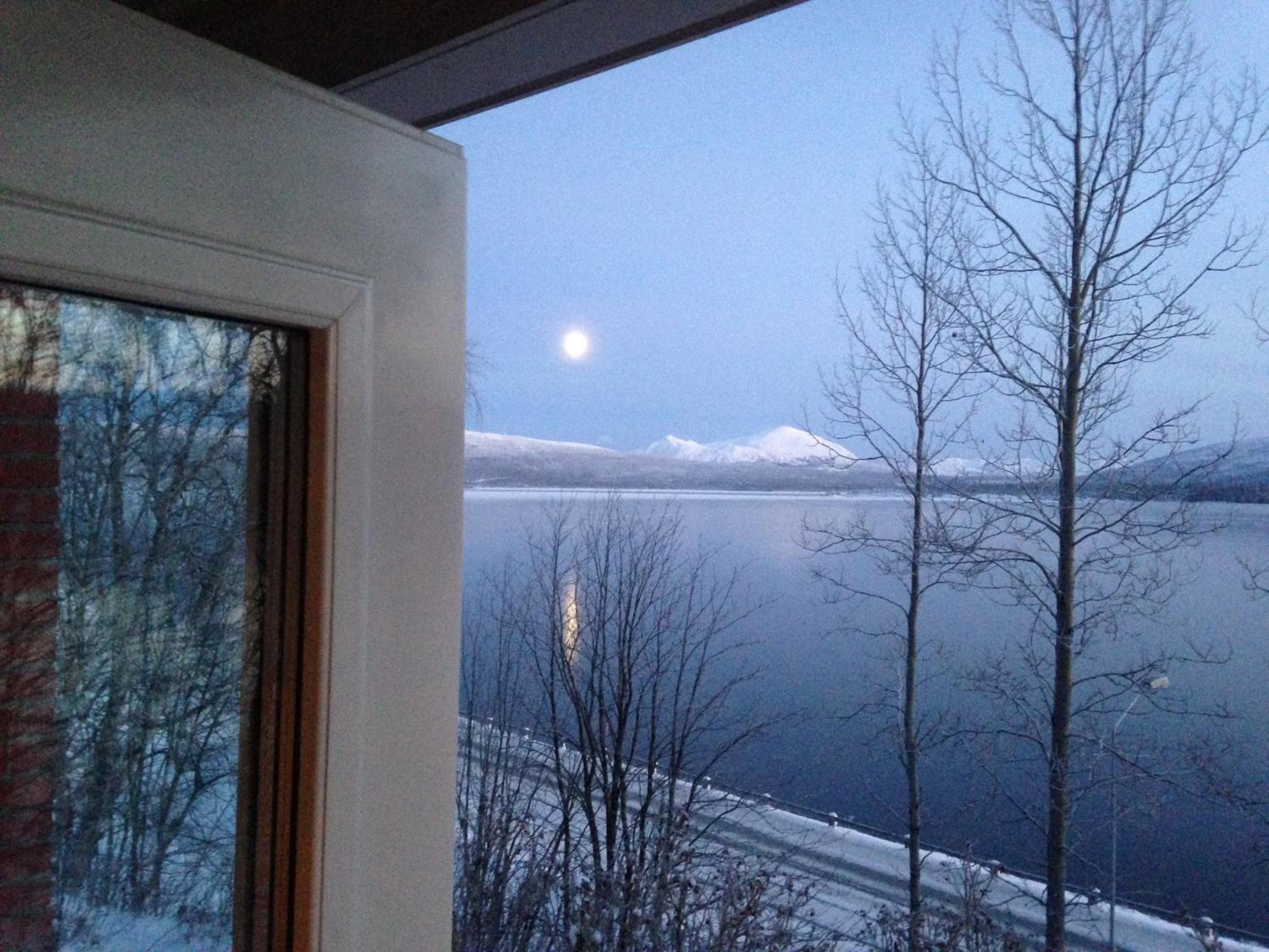 Apartment with Mountain View photo 1