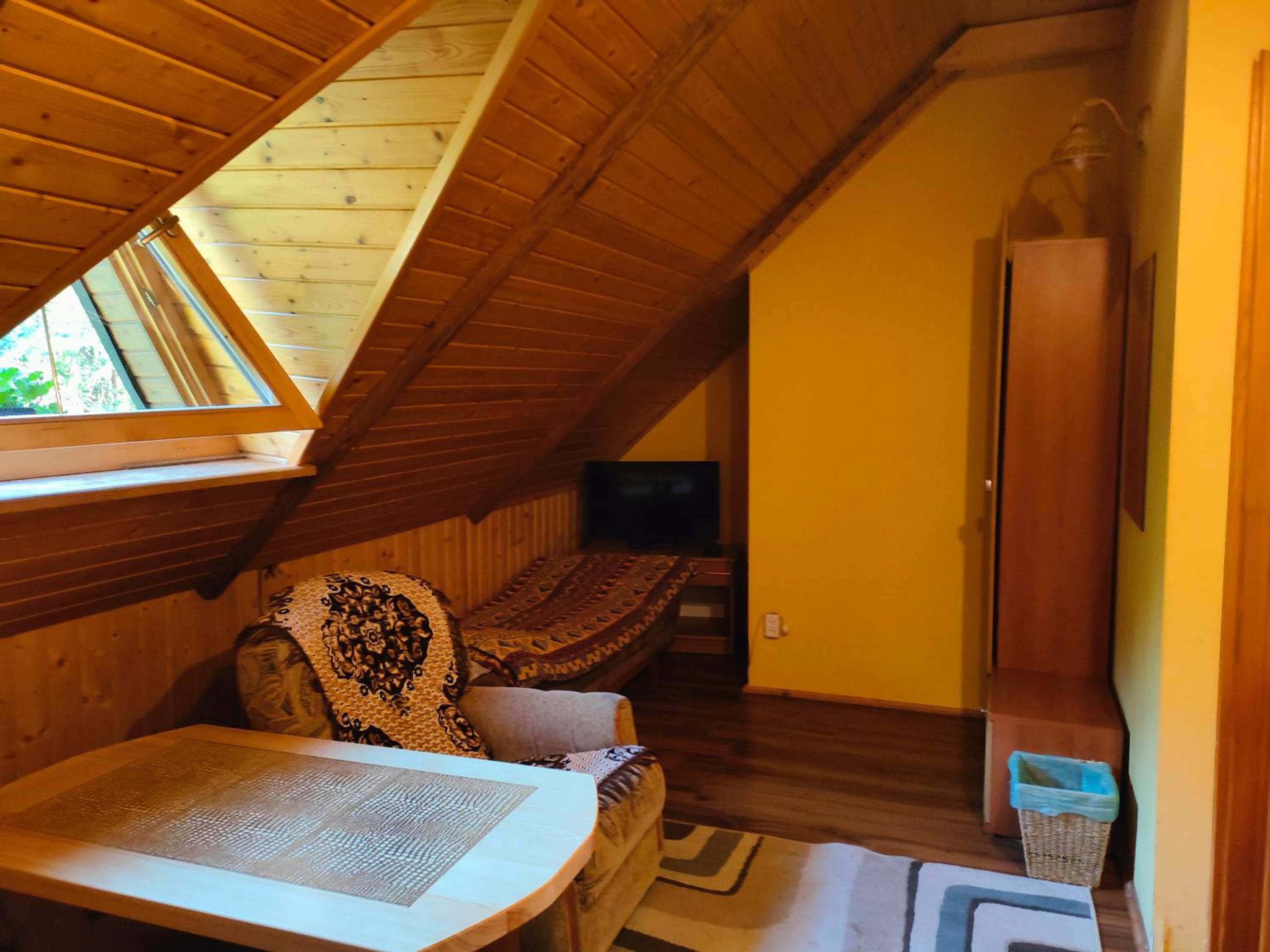 Triple Room with Shared Bathroom photo 3