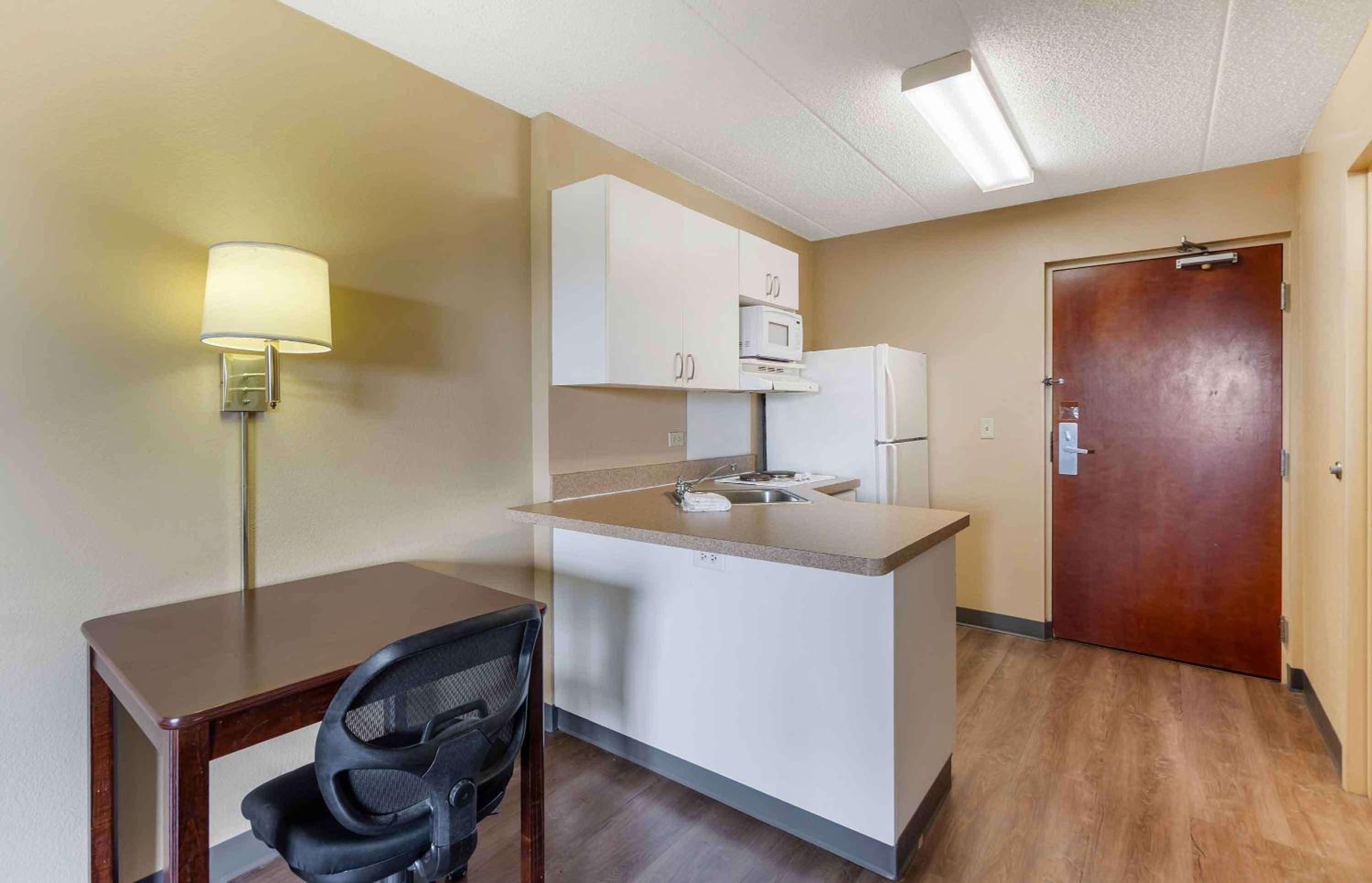 Studio with 2 Double Beds - Non-Smoking - Photo 6