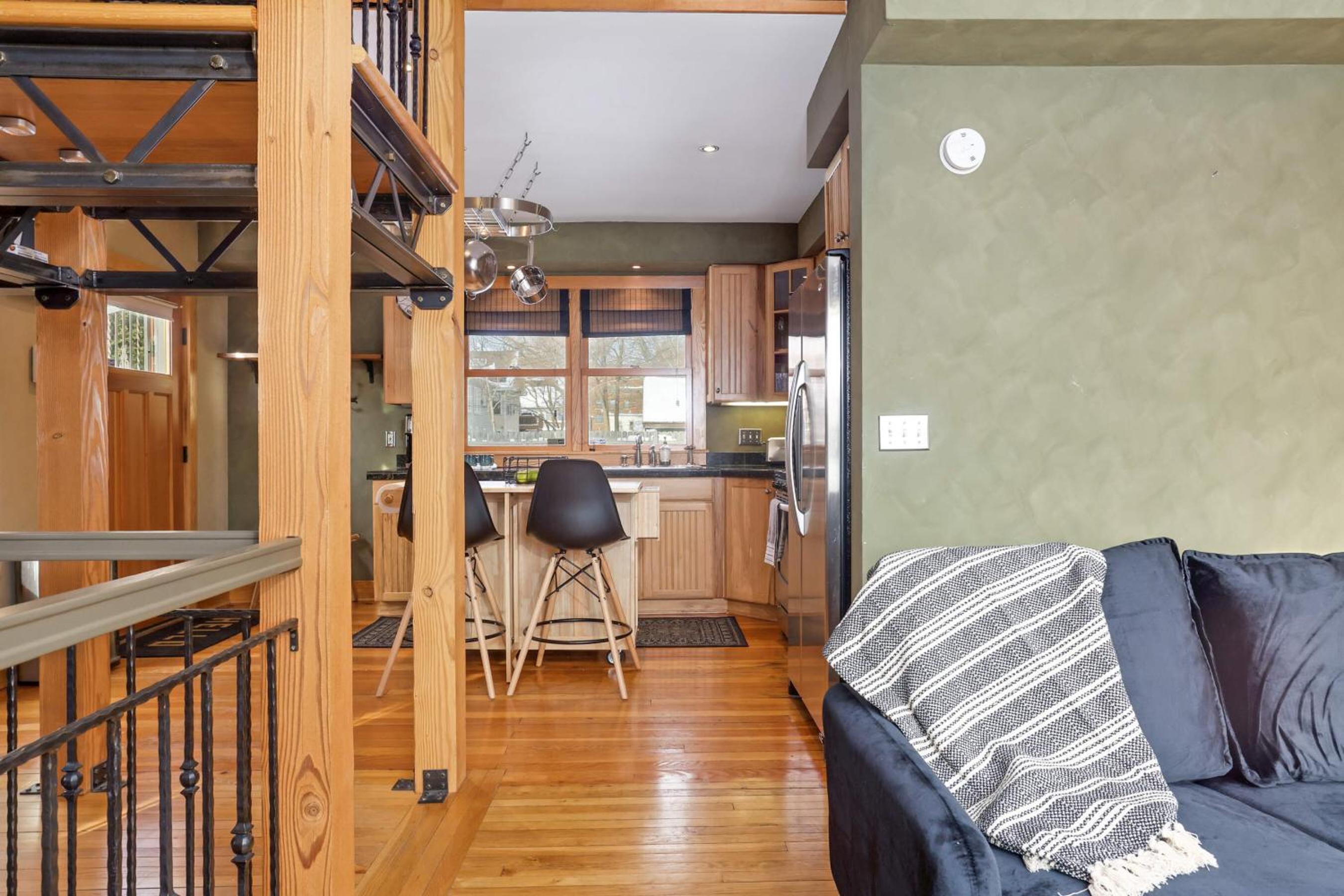 Three-Bedroom House photo 1