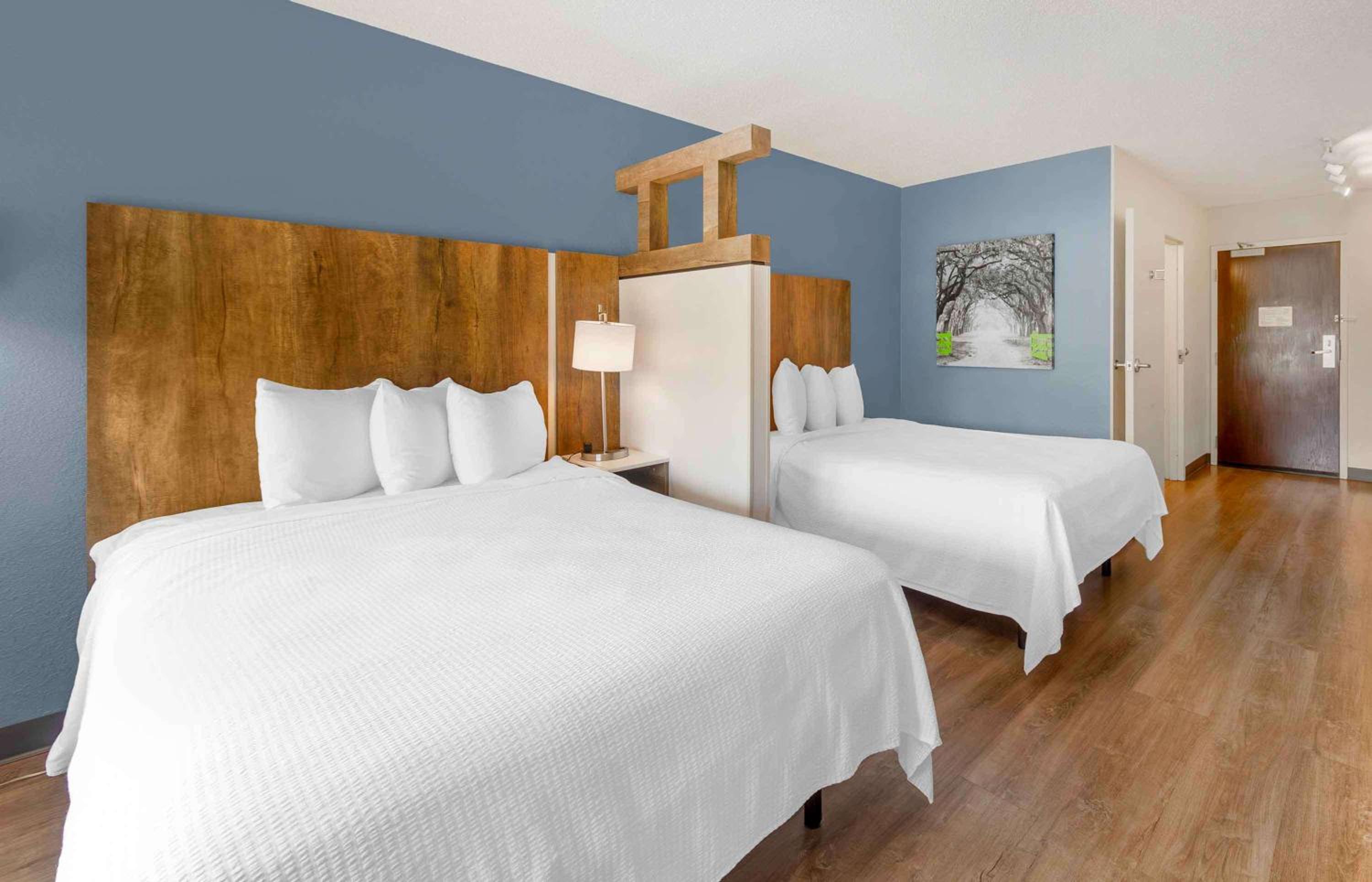 Superior Studio with 2 Double Beds - Non-Smoking - Photo 1
