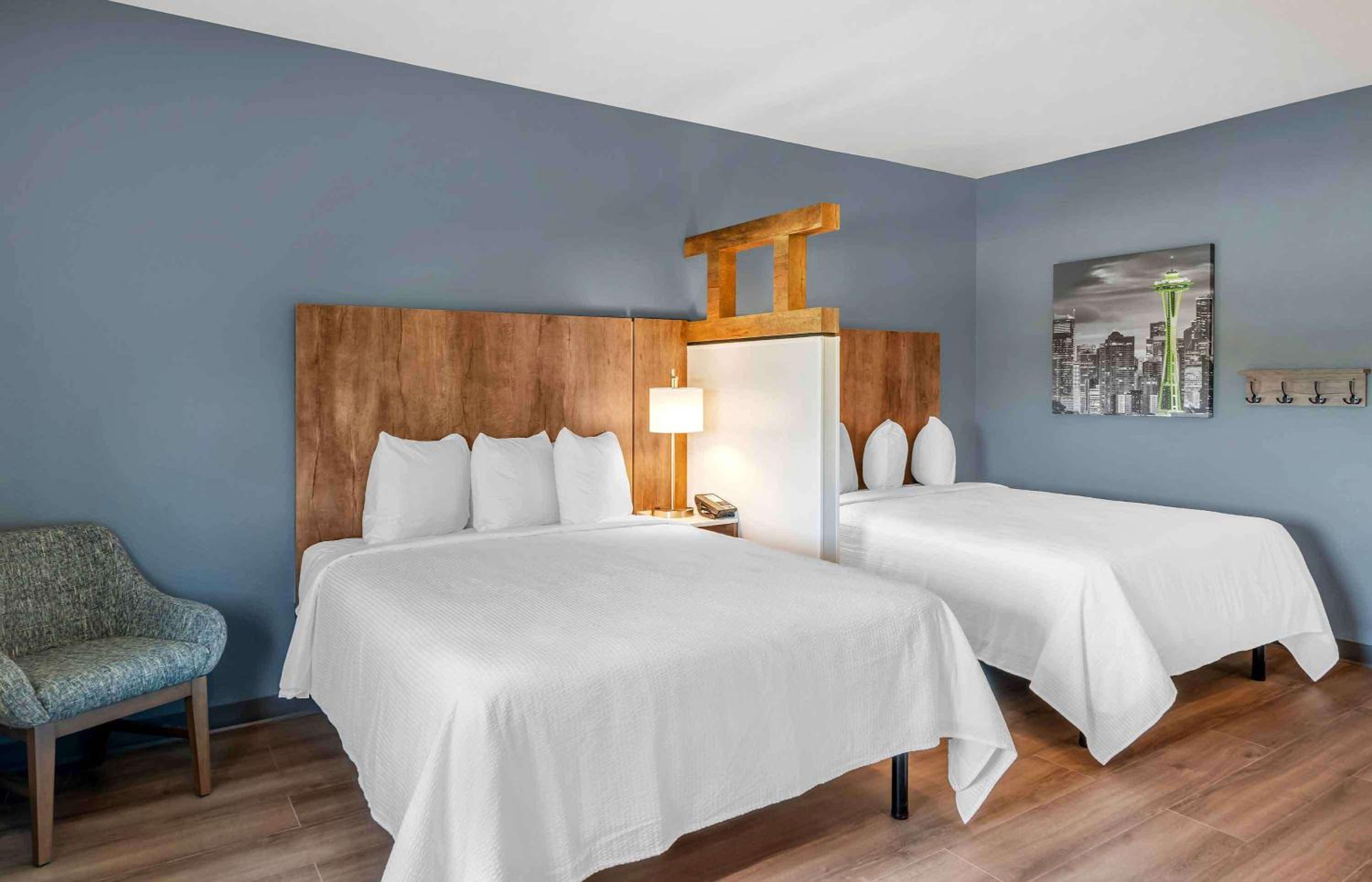 Ideal studio with 2 Queen Bed - Non-Smoking - Photo 2