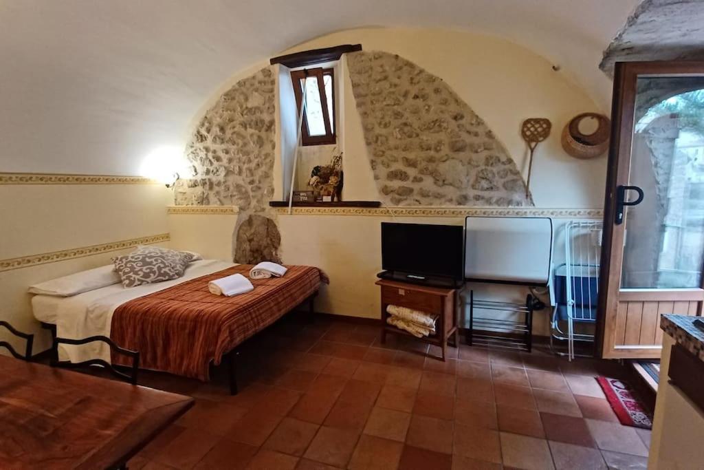 One-Bedroom House
