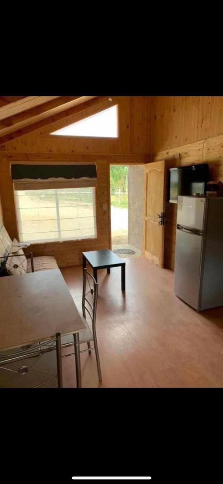 One-Bedroom House photo 1