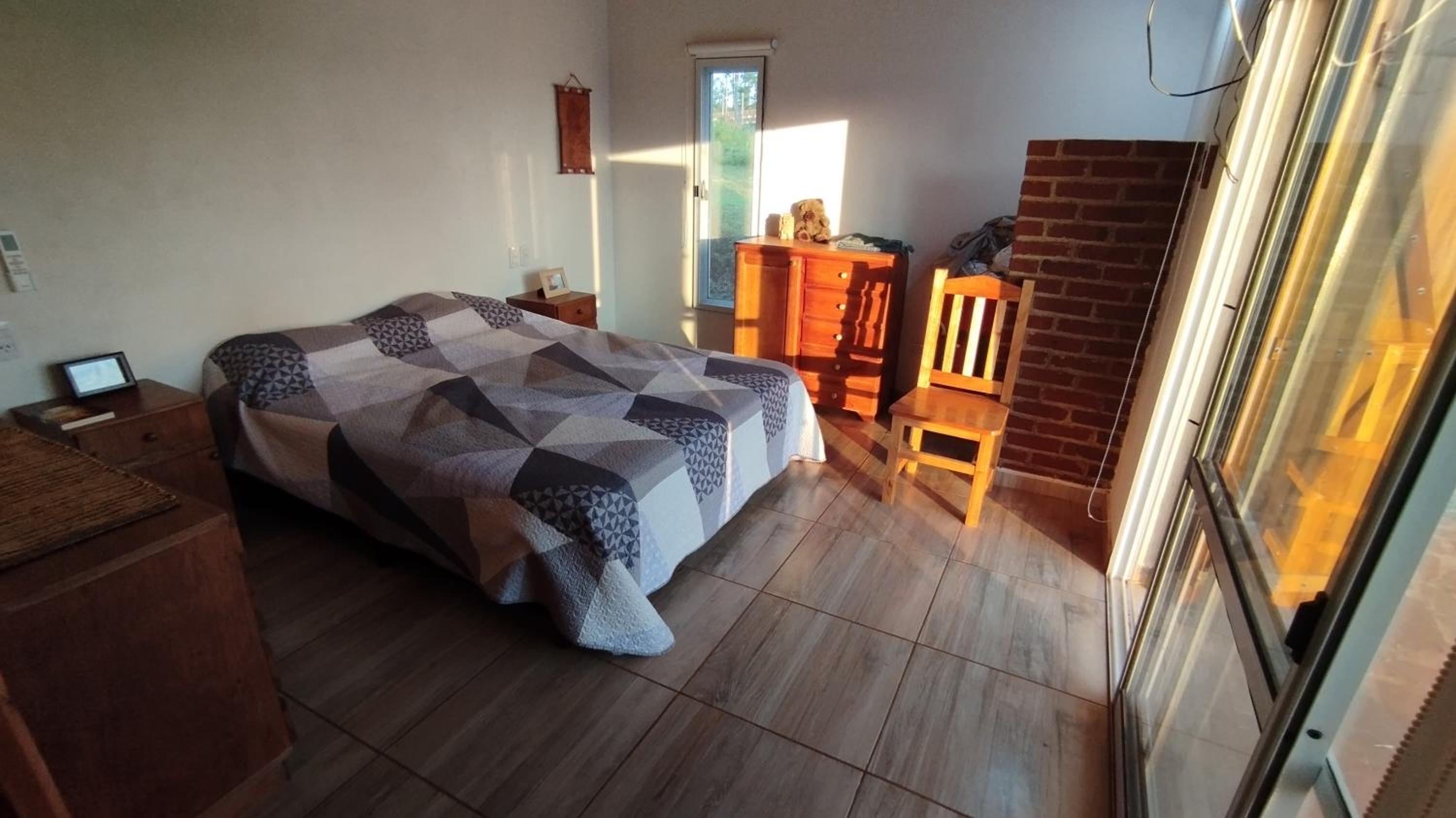 One-Bedroom House photo 1