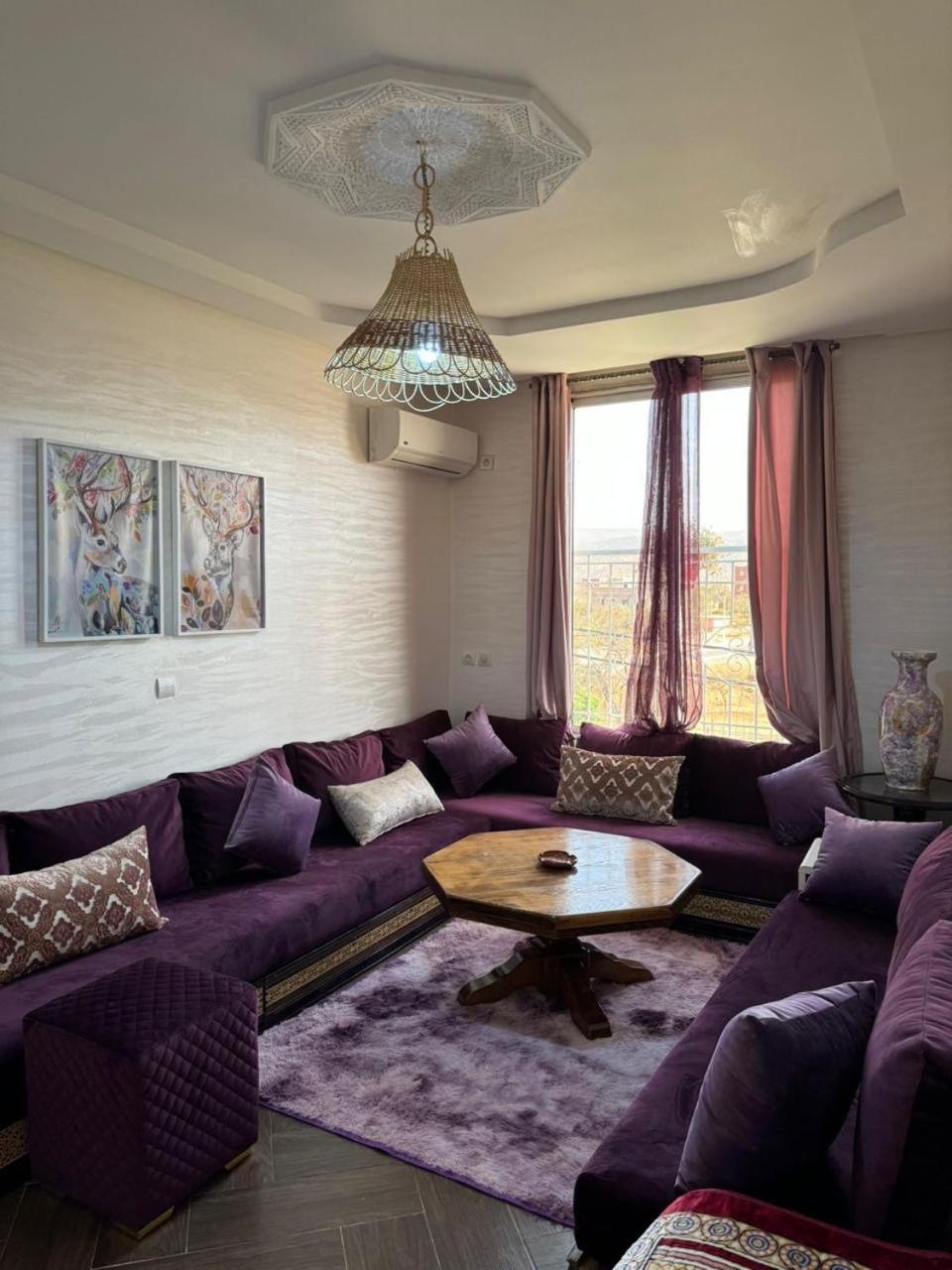 One-Bedroom Deluxe Apartment photo 2